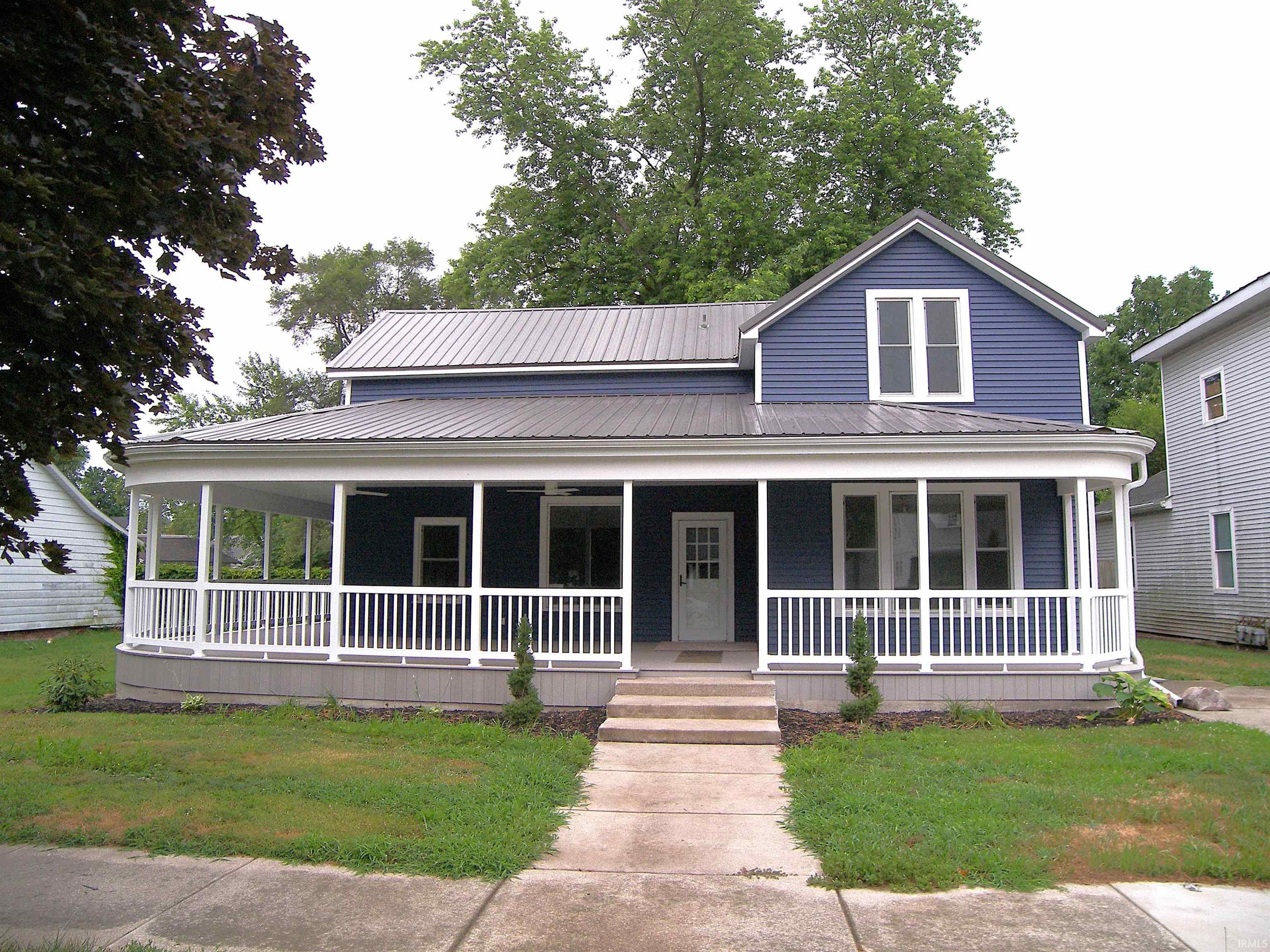 Photo 1 of 728 E Fort Wayne Street