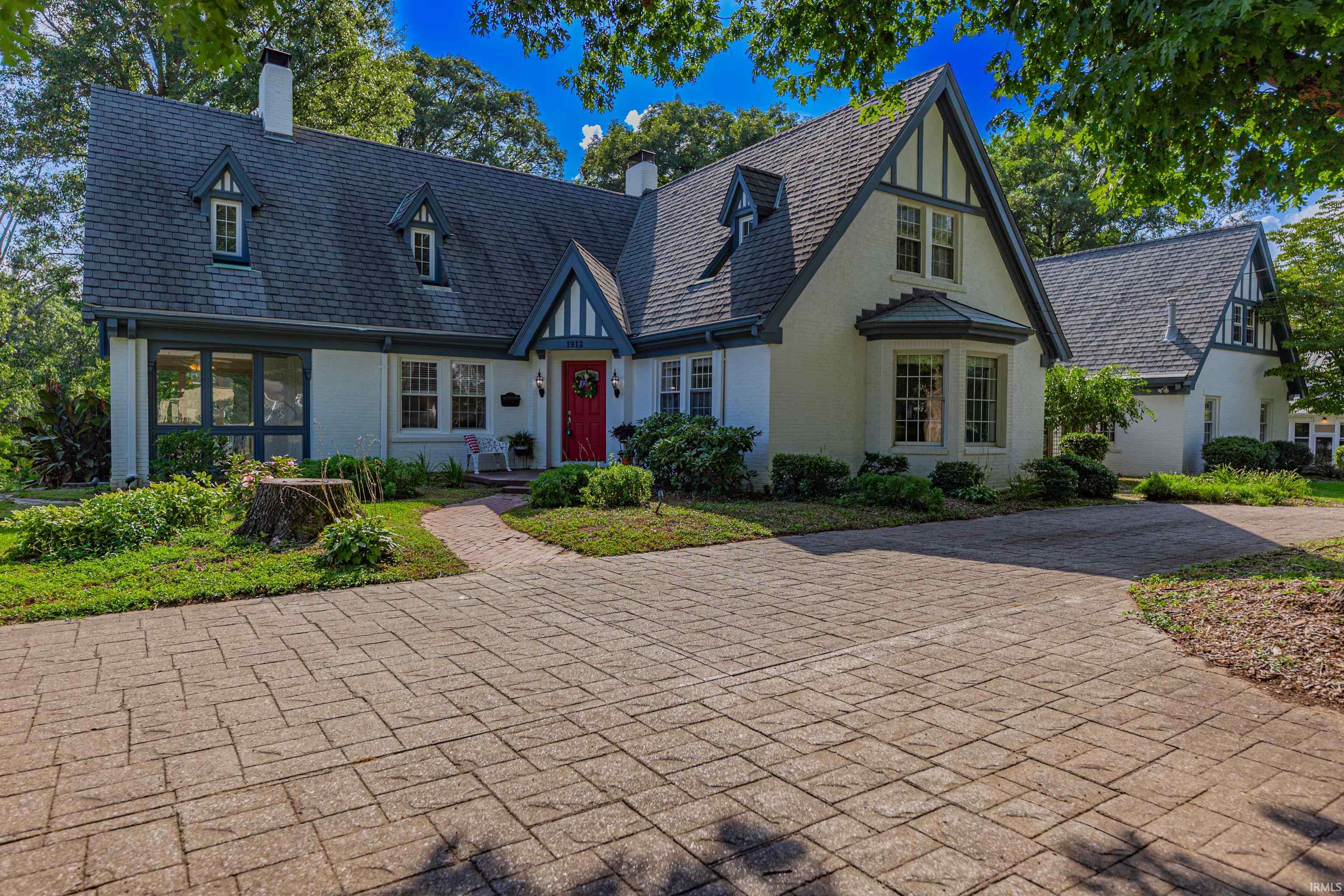 Homes for sale in Evansville, IN | 1912 Harmony Way, Evansville, IN 47720 | MLS# 202528037