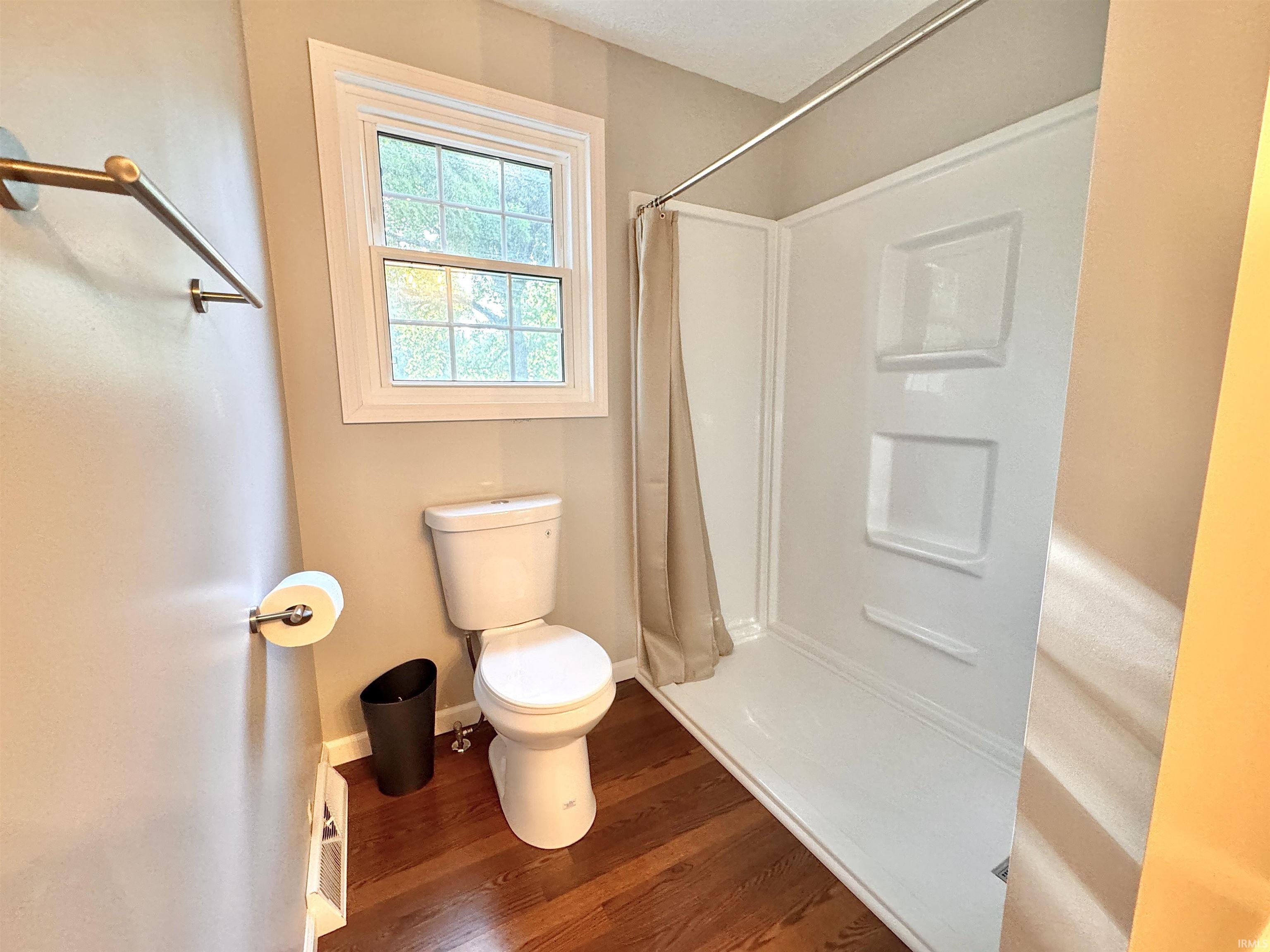 Homes for sale in Logansport, IN | 700 N Woodside Dr, Logansport, IN 46947 | MLS# 202528056