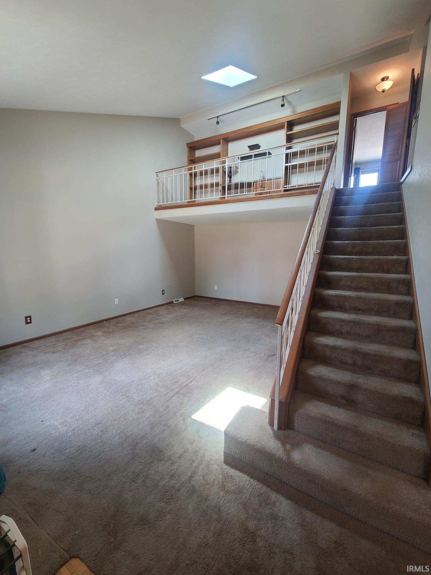 Homes for sale in Goshen, IN | 2107 Cambridge Dr #B, Goshen, IN 46528 | MLS# 202528123