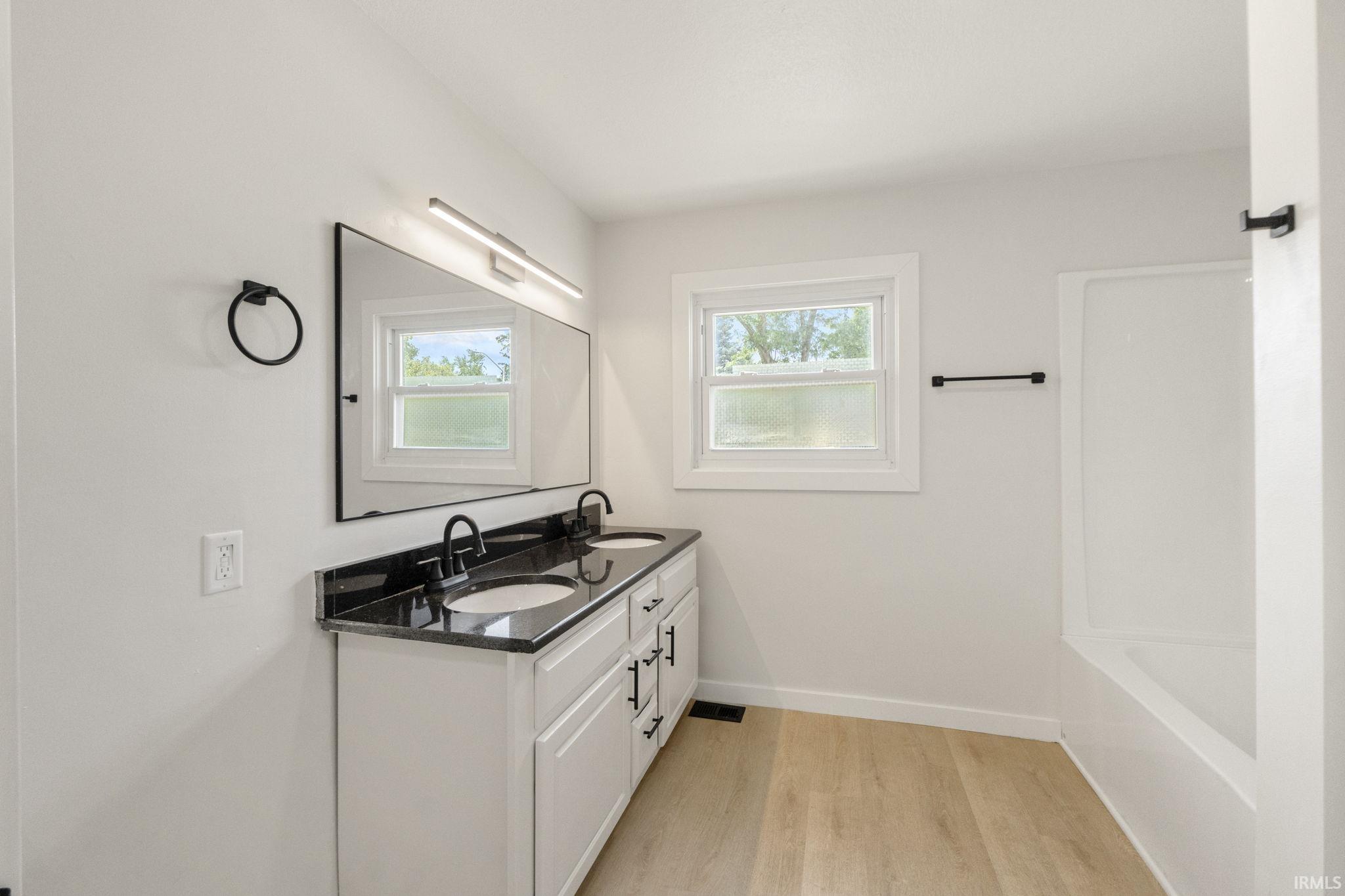 Photo 7 of 5206 N Stony Run Lane