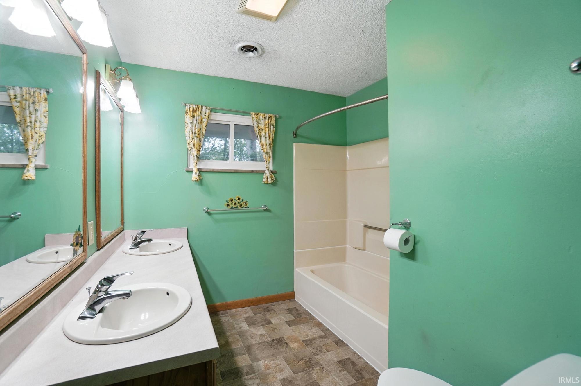 Photo 19 of 4837 Dwight Drive