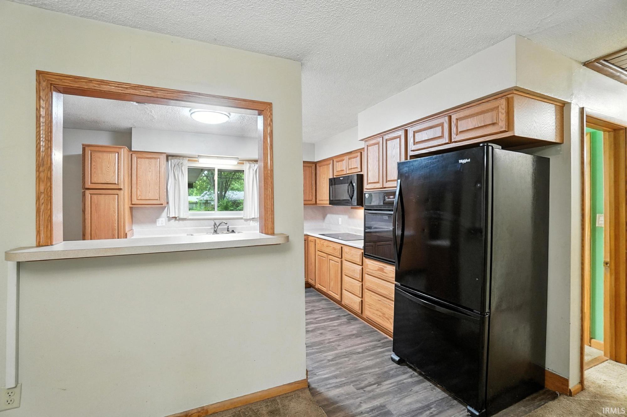Photo 9 of 4837 Dwight Drive