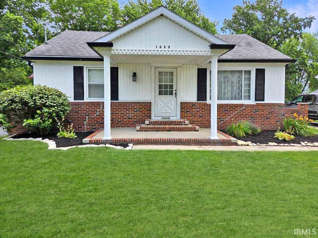 Homes for sale in Frankfort, IN | 1053 Burlington Ave, Frankfort, IN 46041 | MLS# 202528164