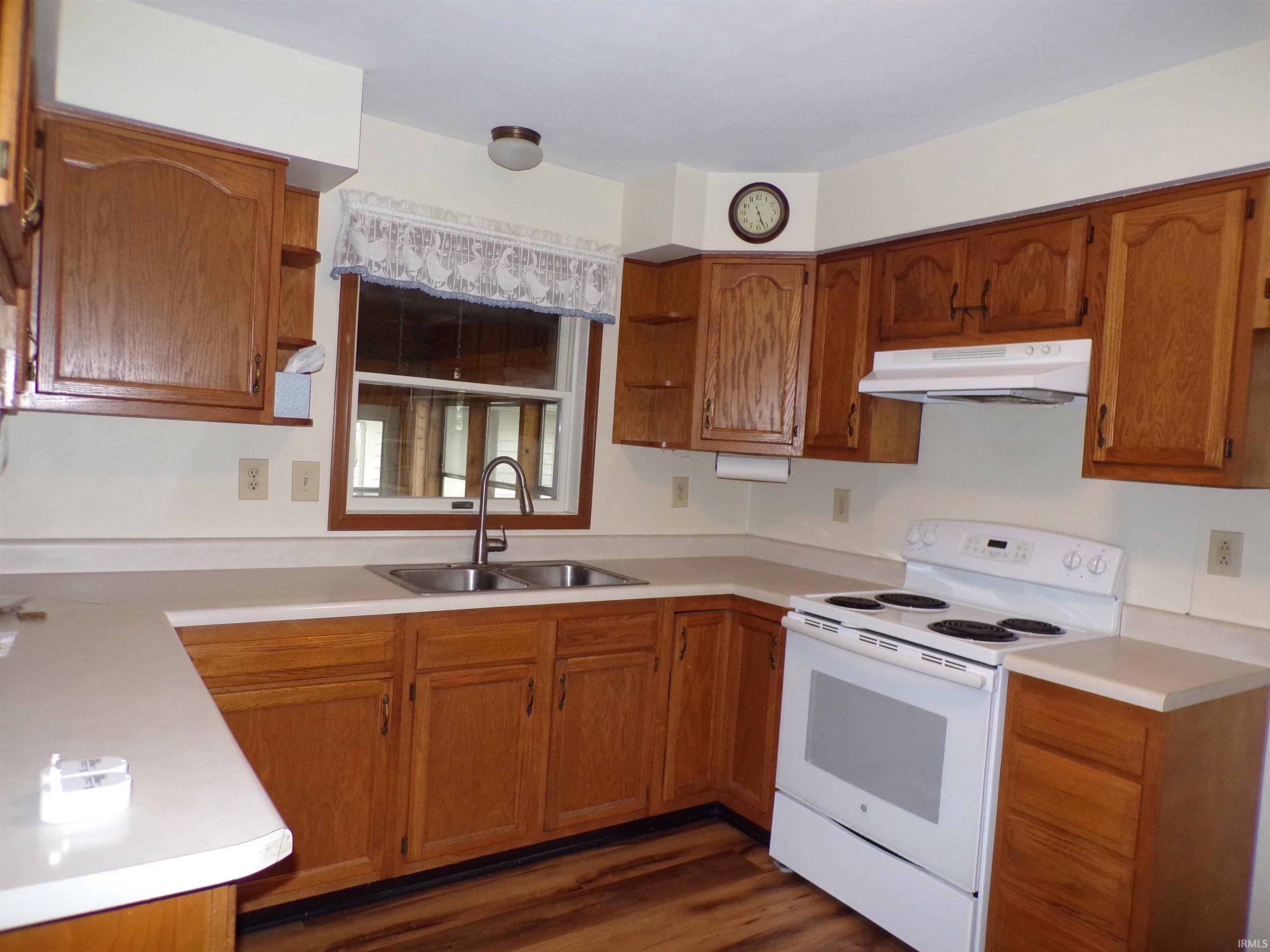 Photo 5 of 7623 S 750 E-90 Road