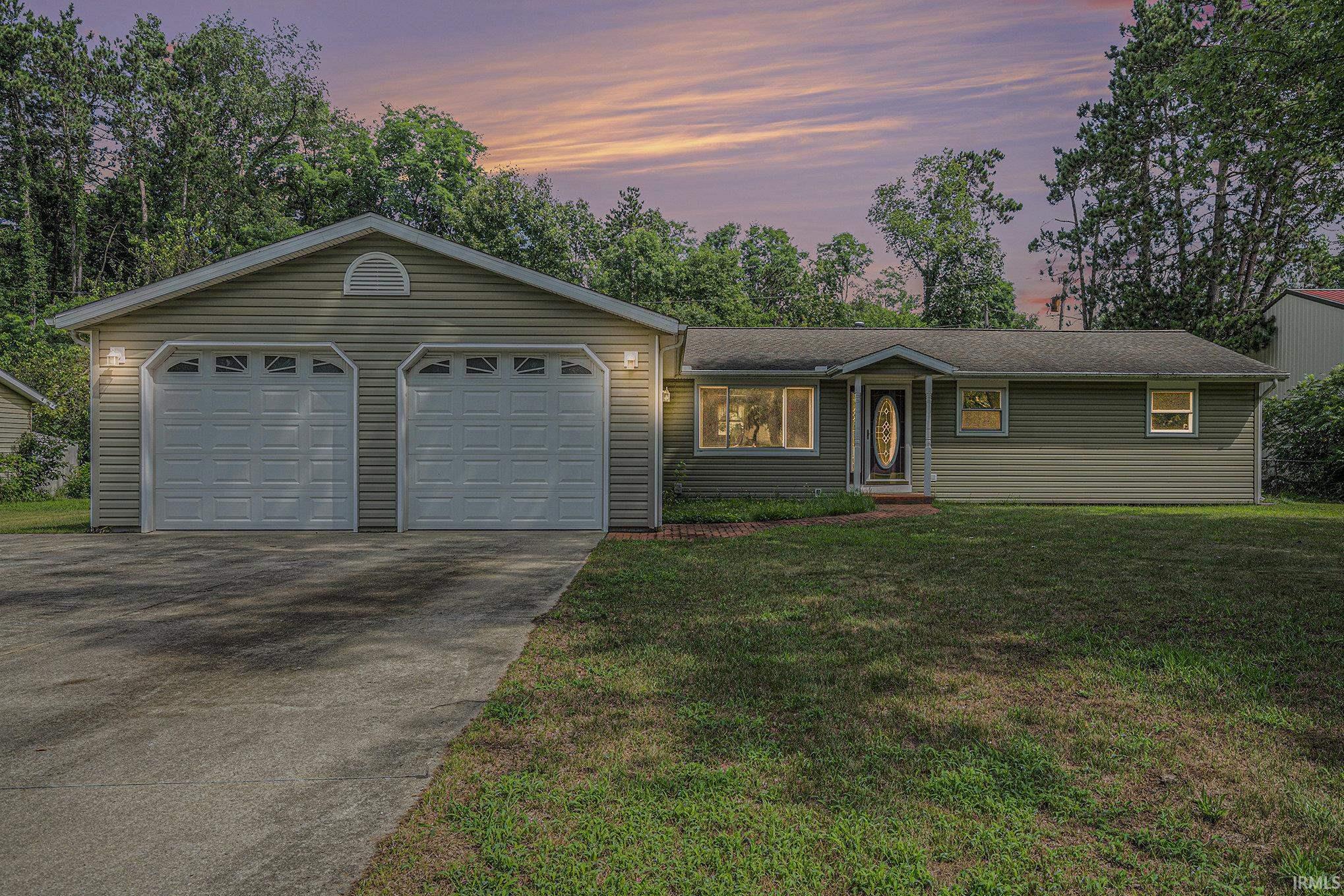 Photo 1 of 15369 Doris Road