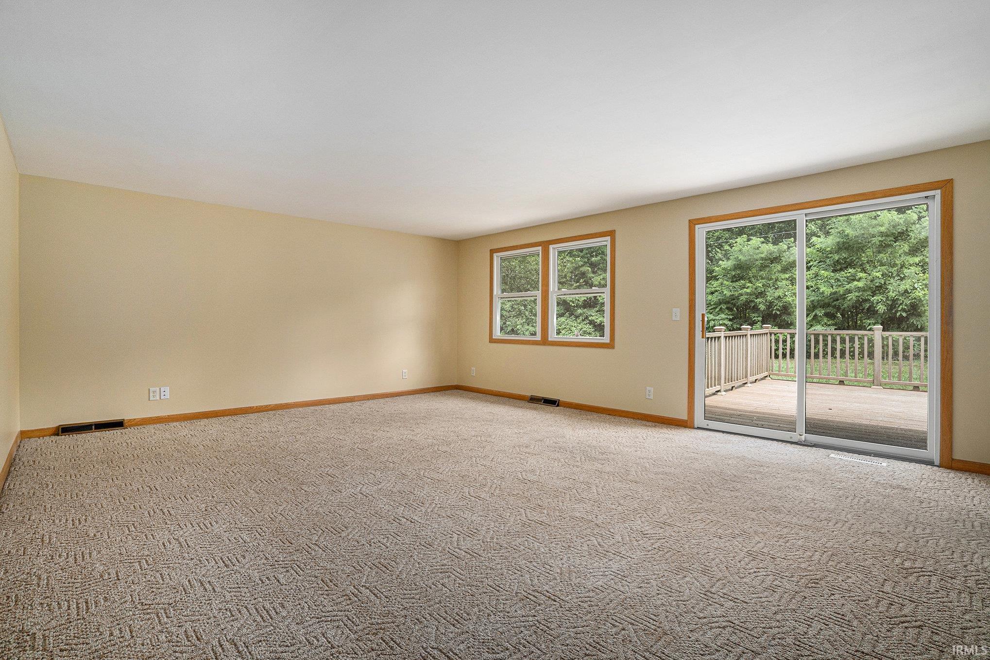 Photo 4 of 15369 Doris Road