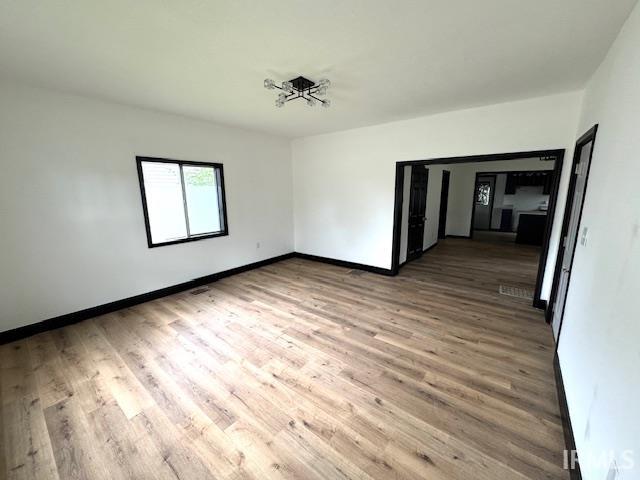 Homes for sale in Clinton, IN | 734 S 6Th St, Clinton, IN 47842 | MLS# 202528363