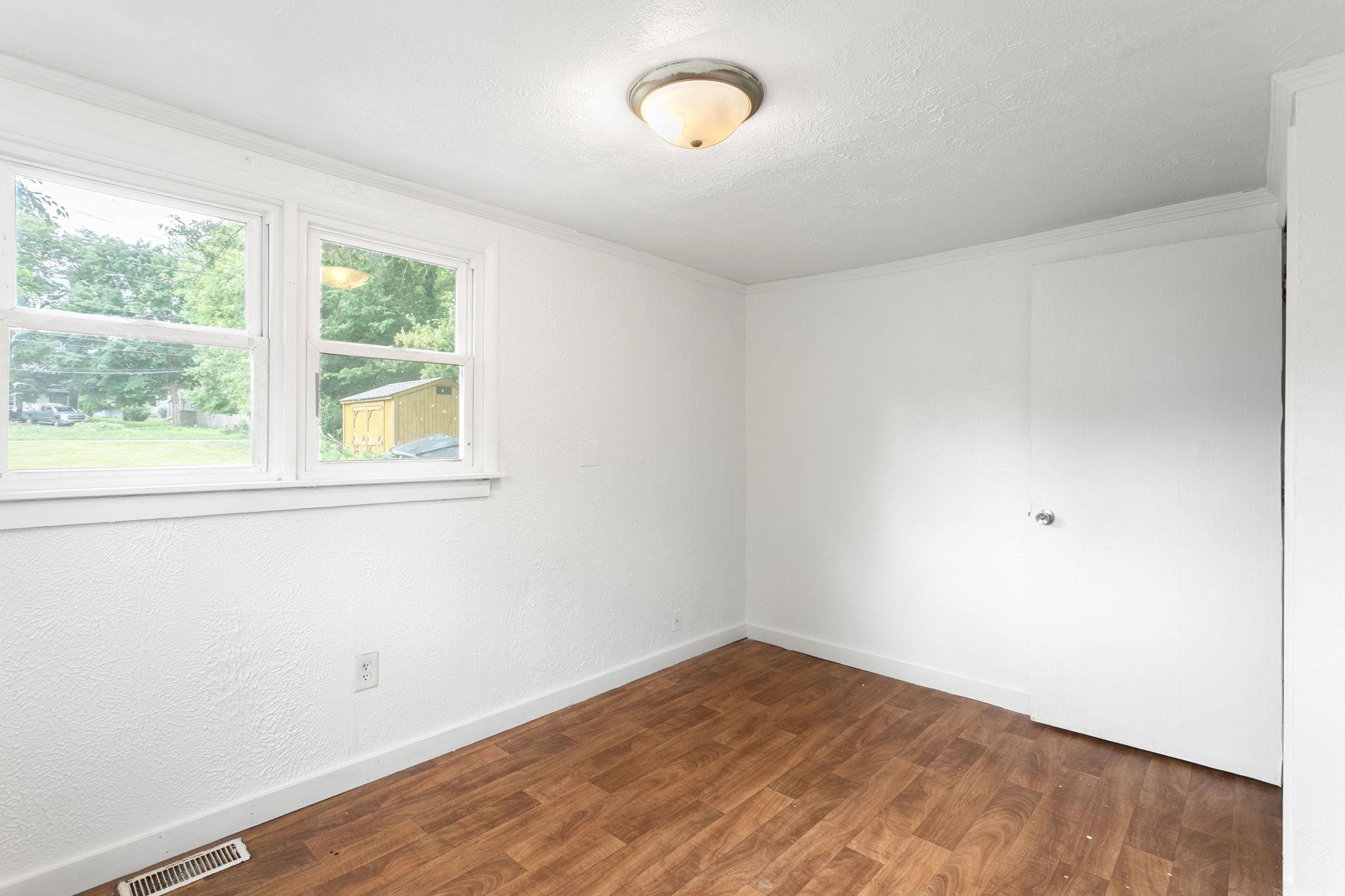 Photo 11 of 413 N 8Th Street