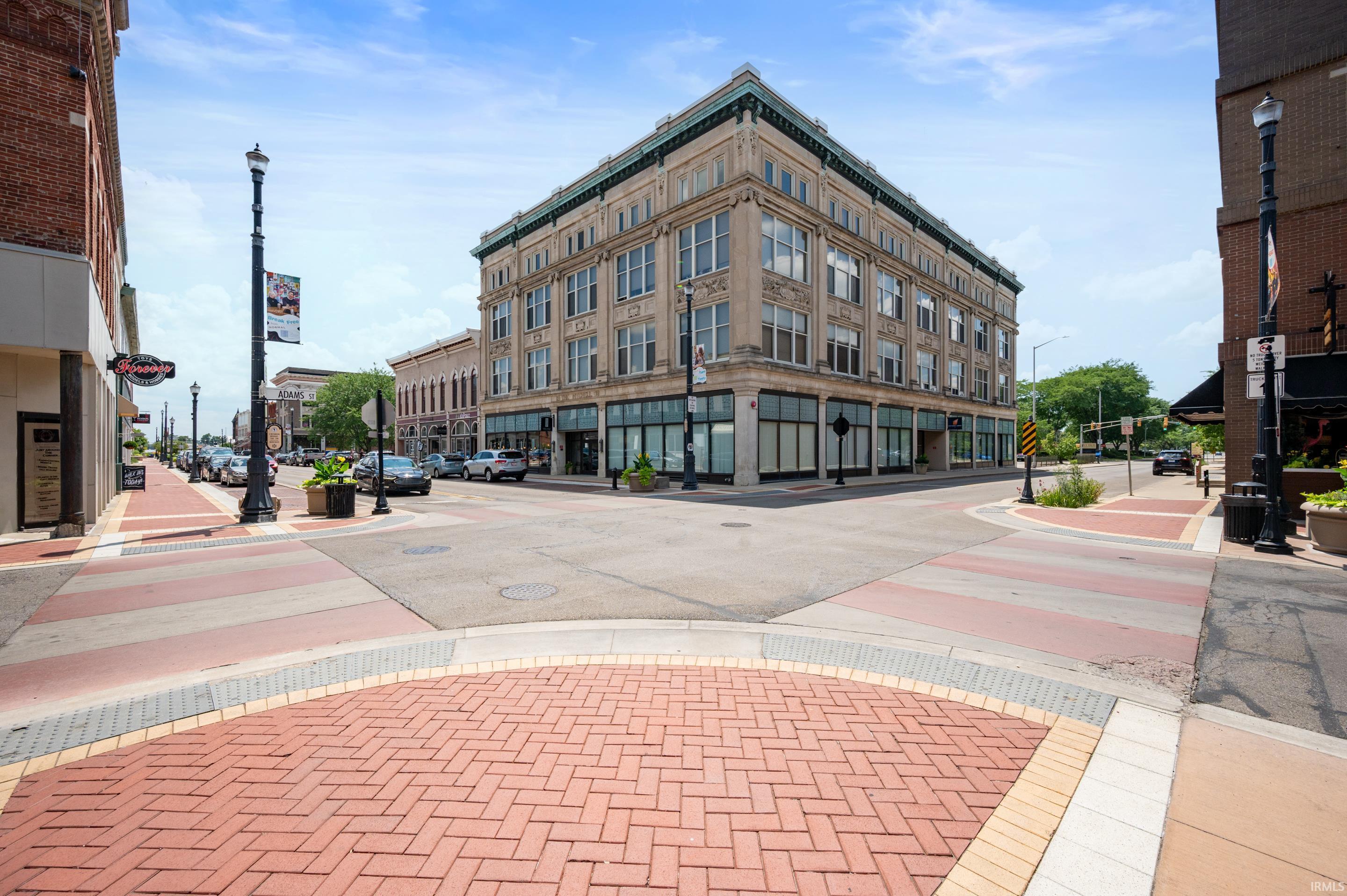 Homes for sale in Muncie, IN | 301 S Walnut St #308, Muncie, IN 47305 | MLS# 202528405