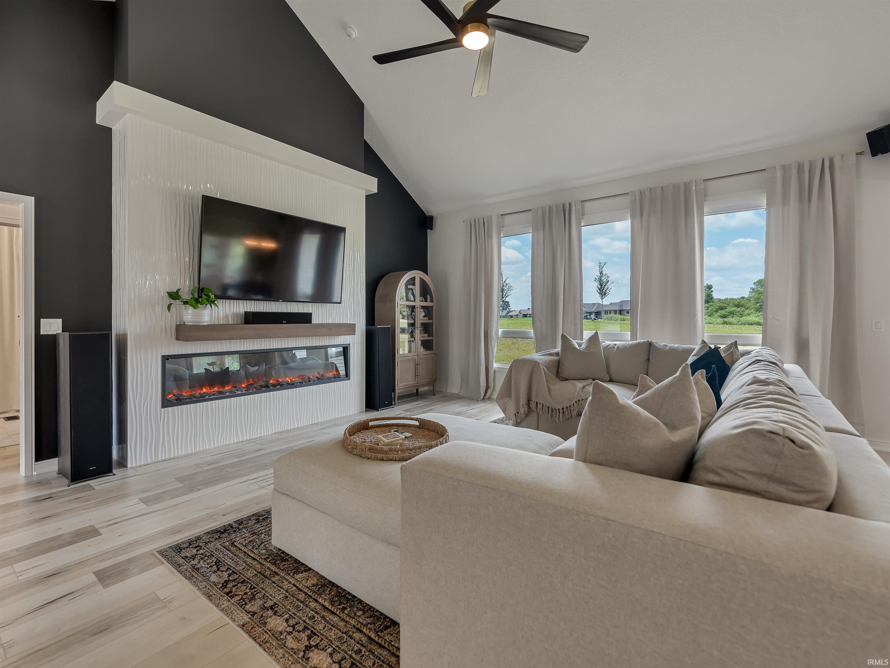 Photo 10 of 2021 Fairway Drive