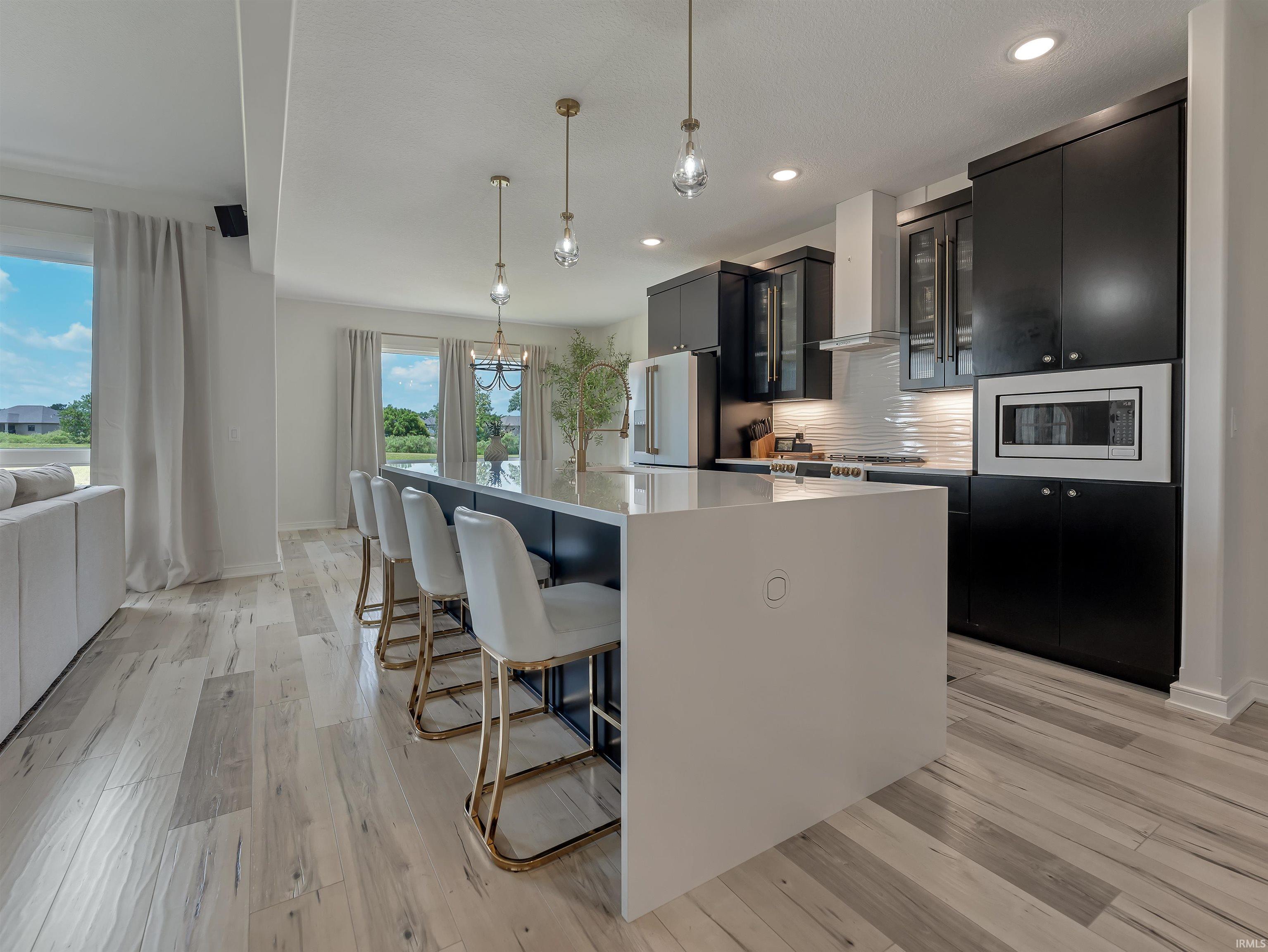 Photo 13 of 2021 Fairway Drive