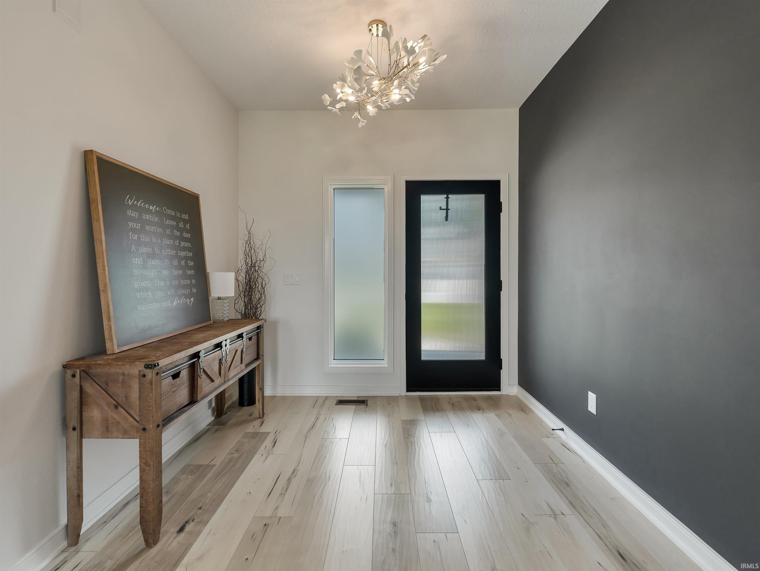Photo 8 of 2021 Fairway Drive