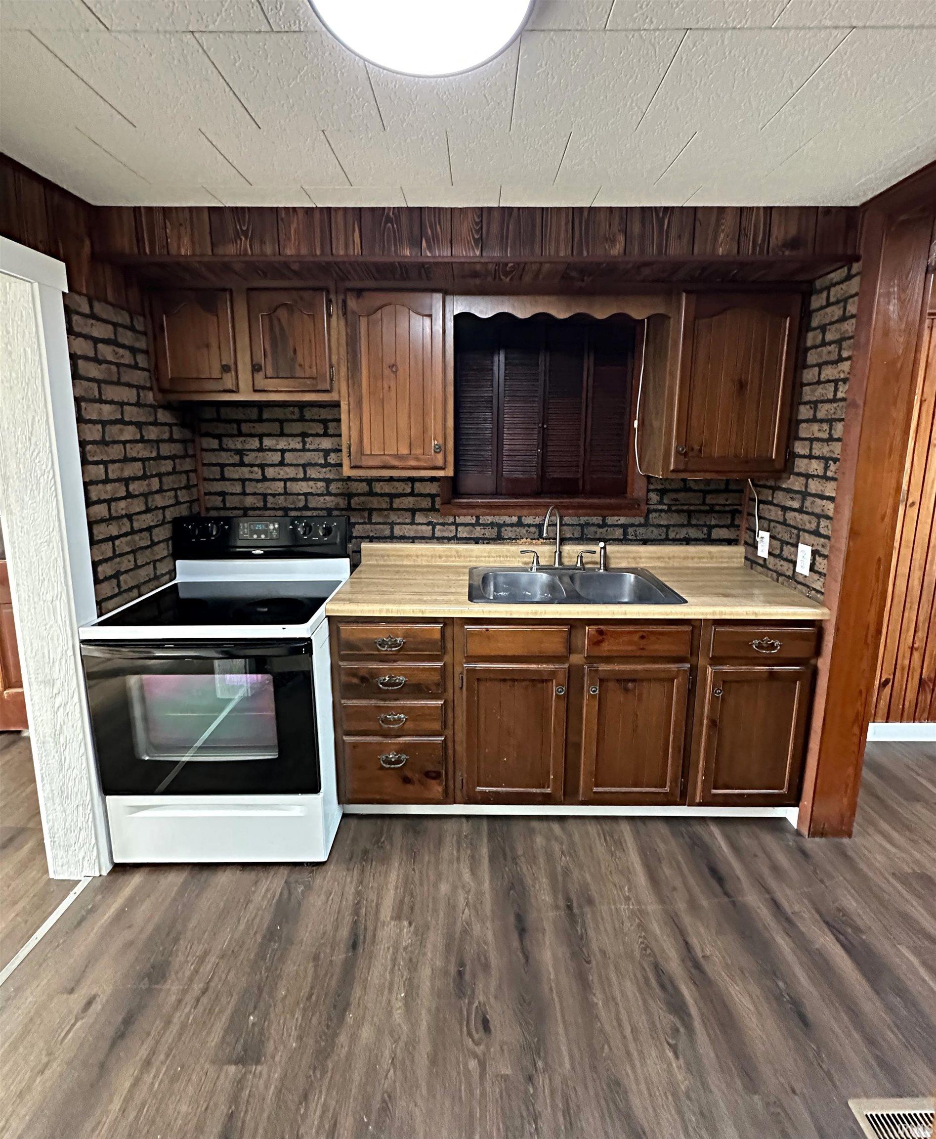 Homes for sale in Washington, IN | 408 John St, Washington, IN 47501 | MLS# 202528423