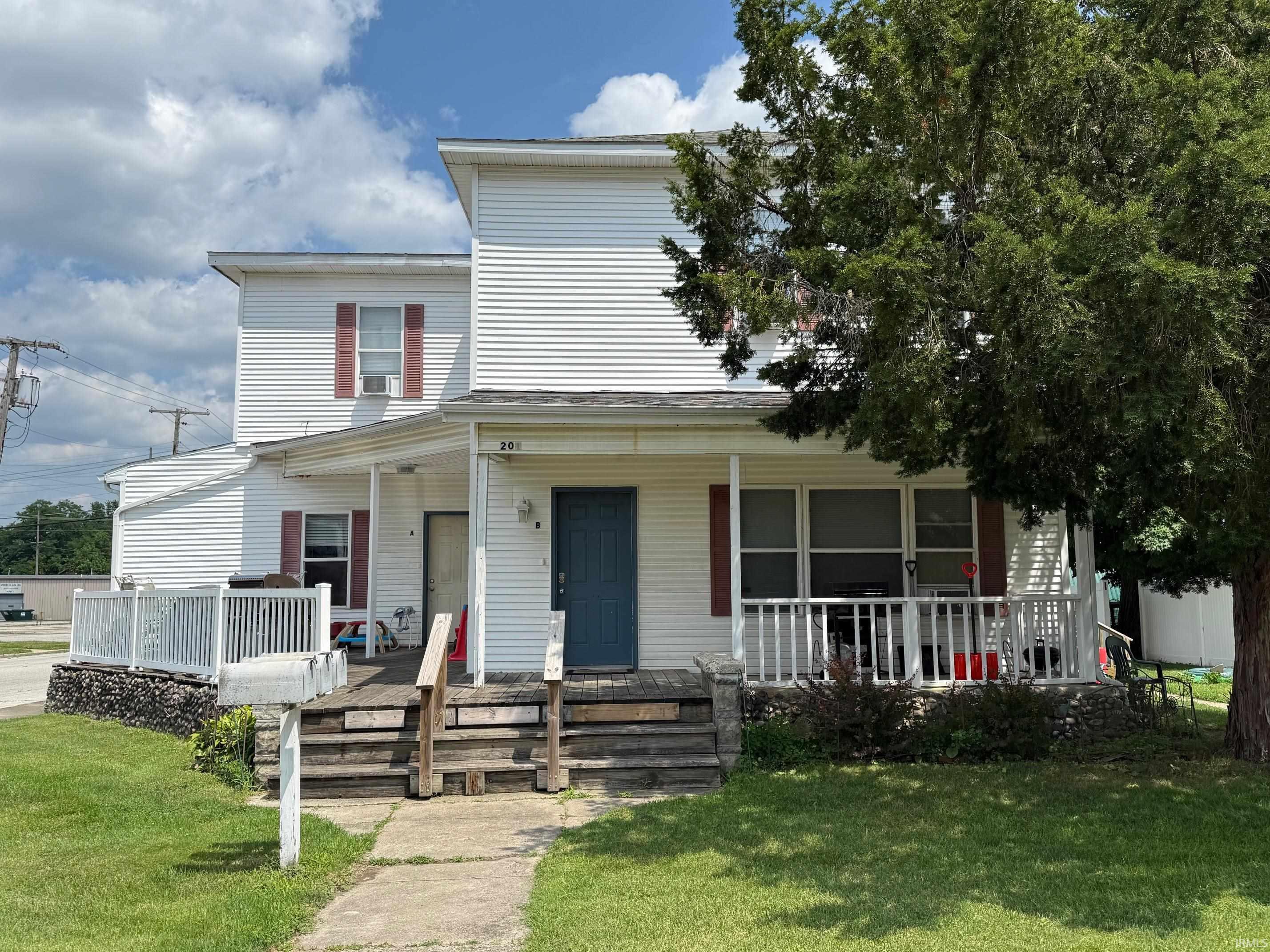 Photo 1 of 201 S Poplar St