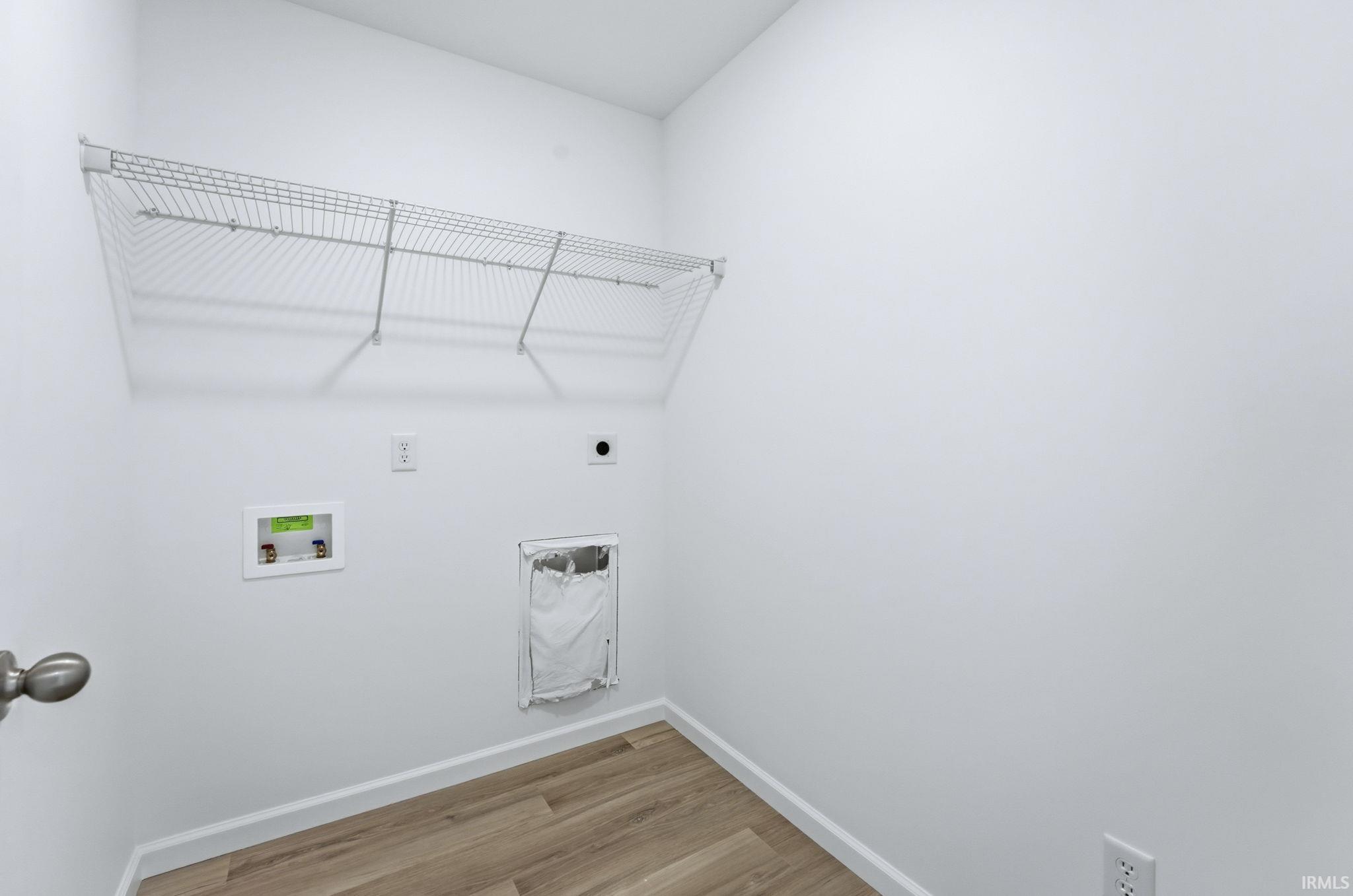 Photo 21 of 5040 Beechmont Lane