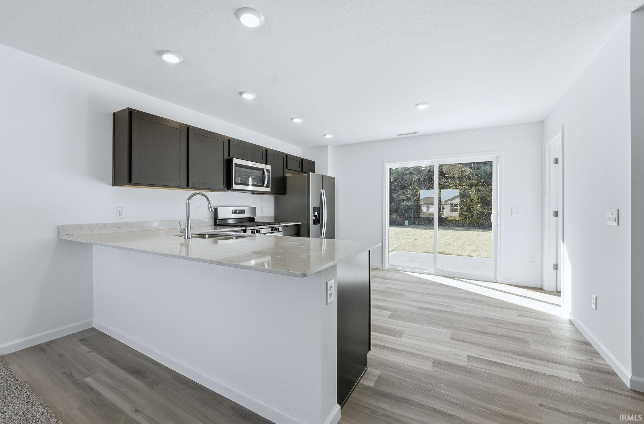 Photo 4 of 5040 Beechmont Lane