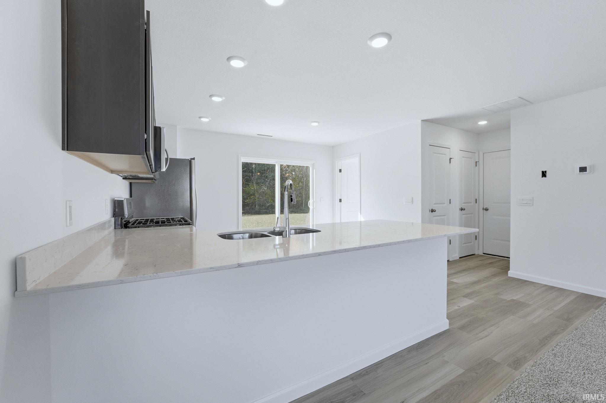 Photo 5 of 5040 Beechmont Lane