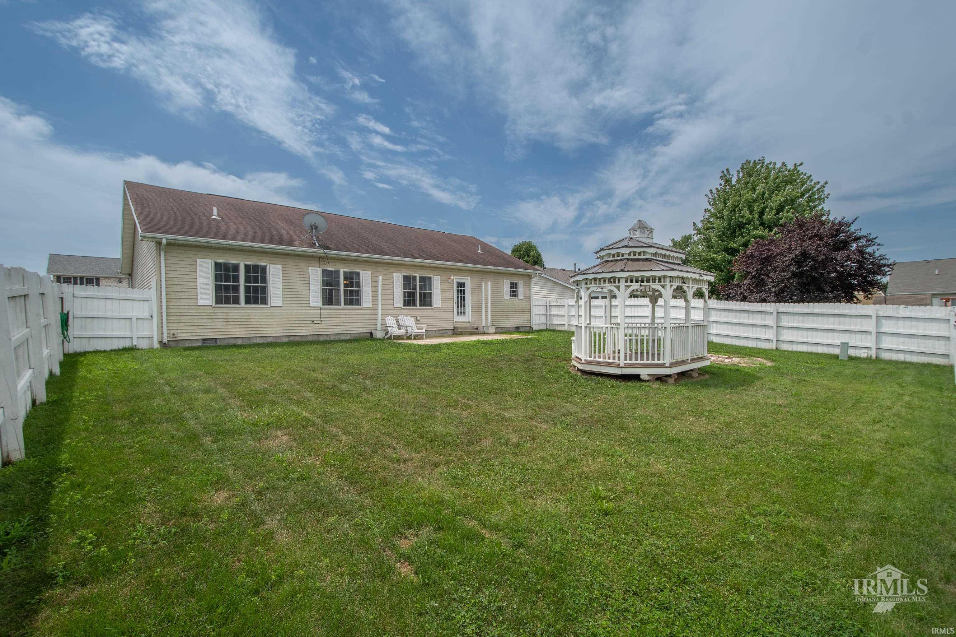 Homes for sale in Yorktown, IN | 7816 W Frankie Ln, Yorktown, IN 47396 | MLS# 202528574