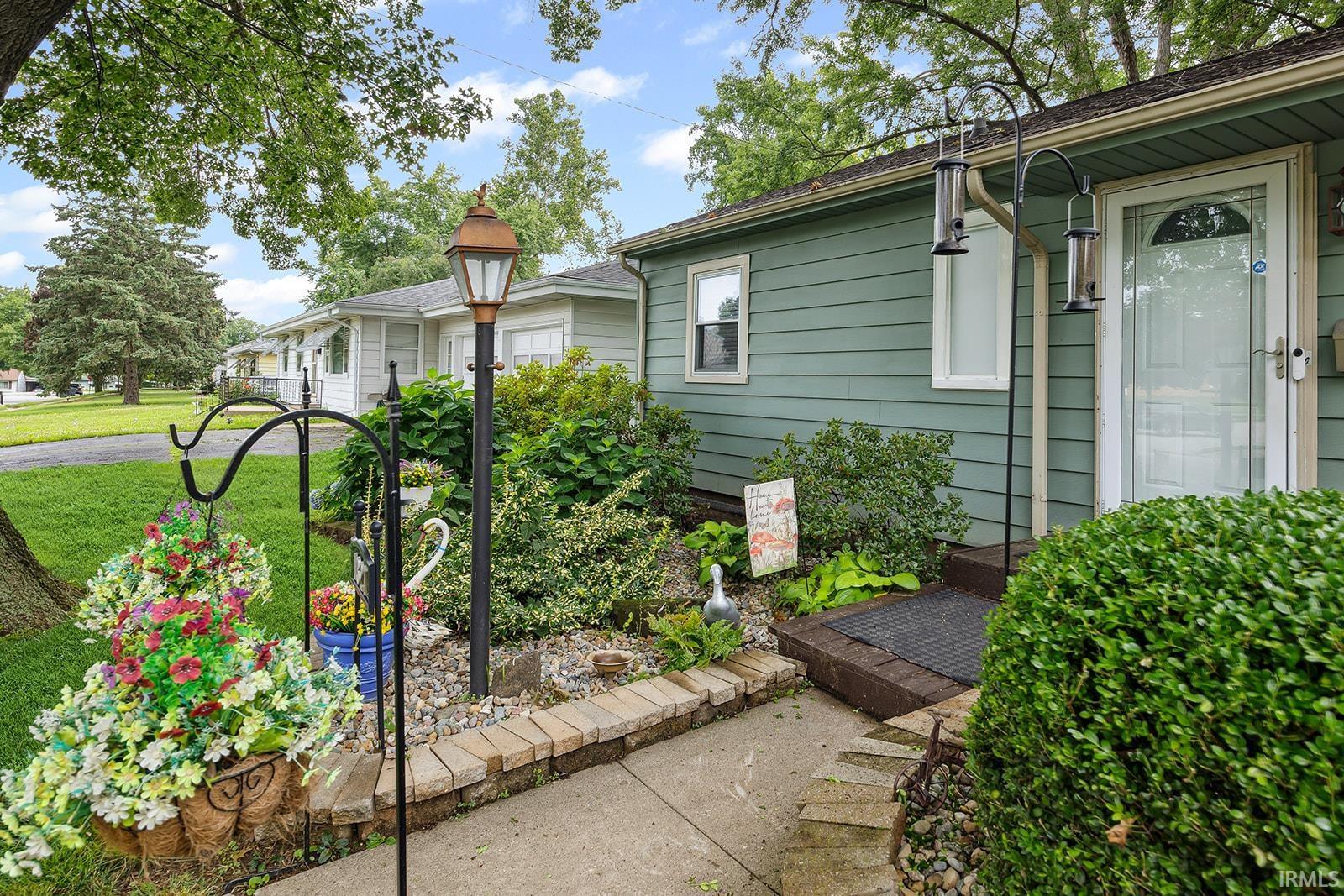 Homes for sale in Lafayette, IN | 1327 N 28th St, Lafayette, IN 47904 | MLS# 202528579