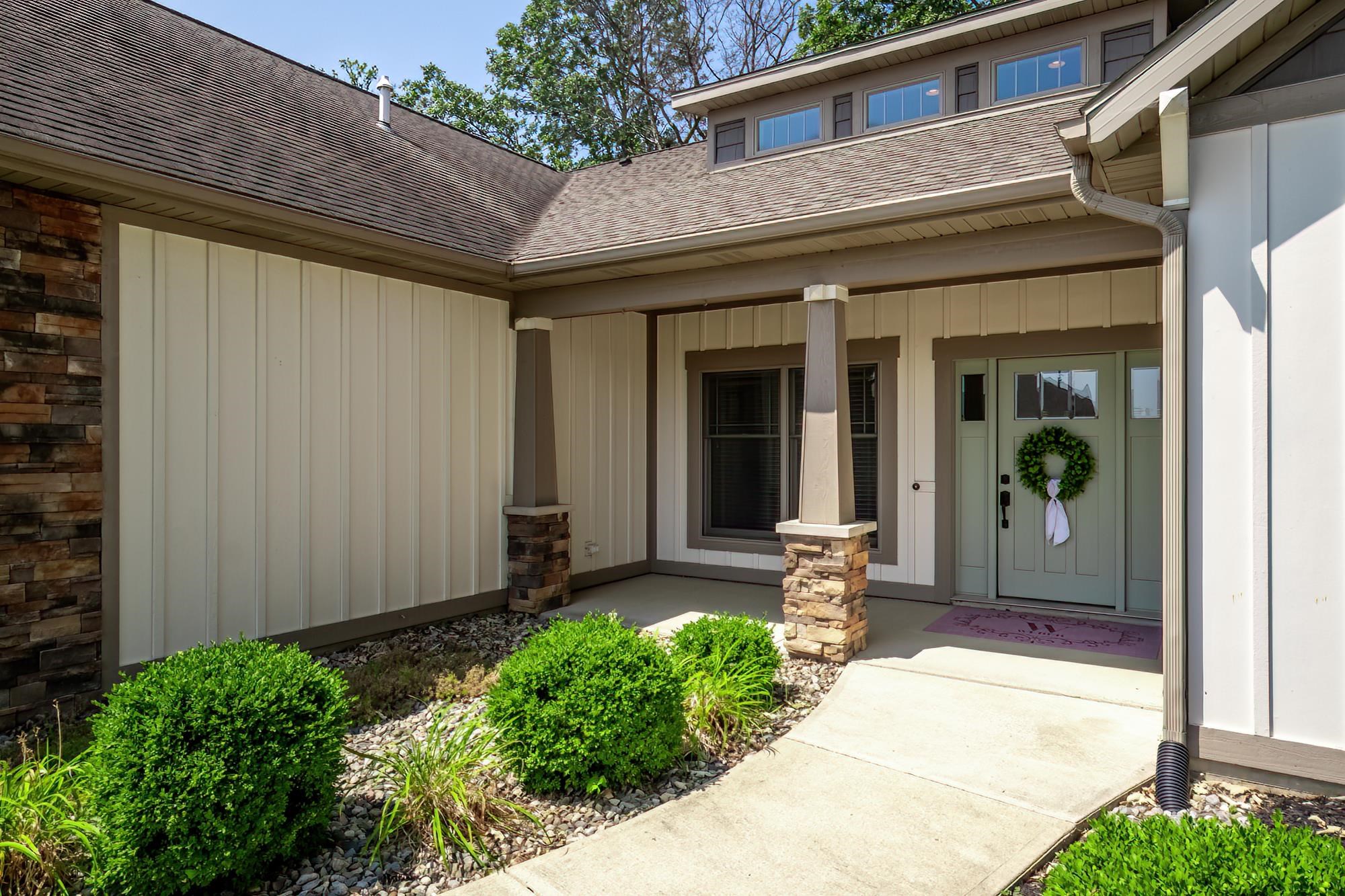 Photo 2 of 11427 Red Fern Place