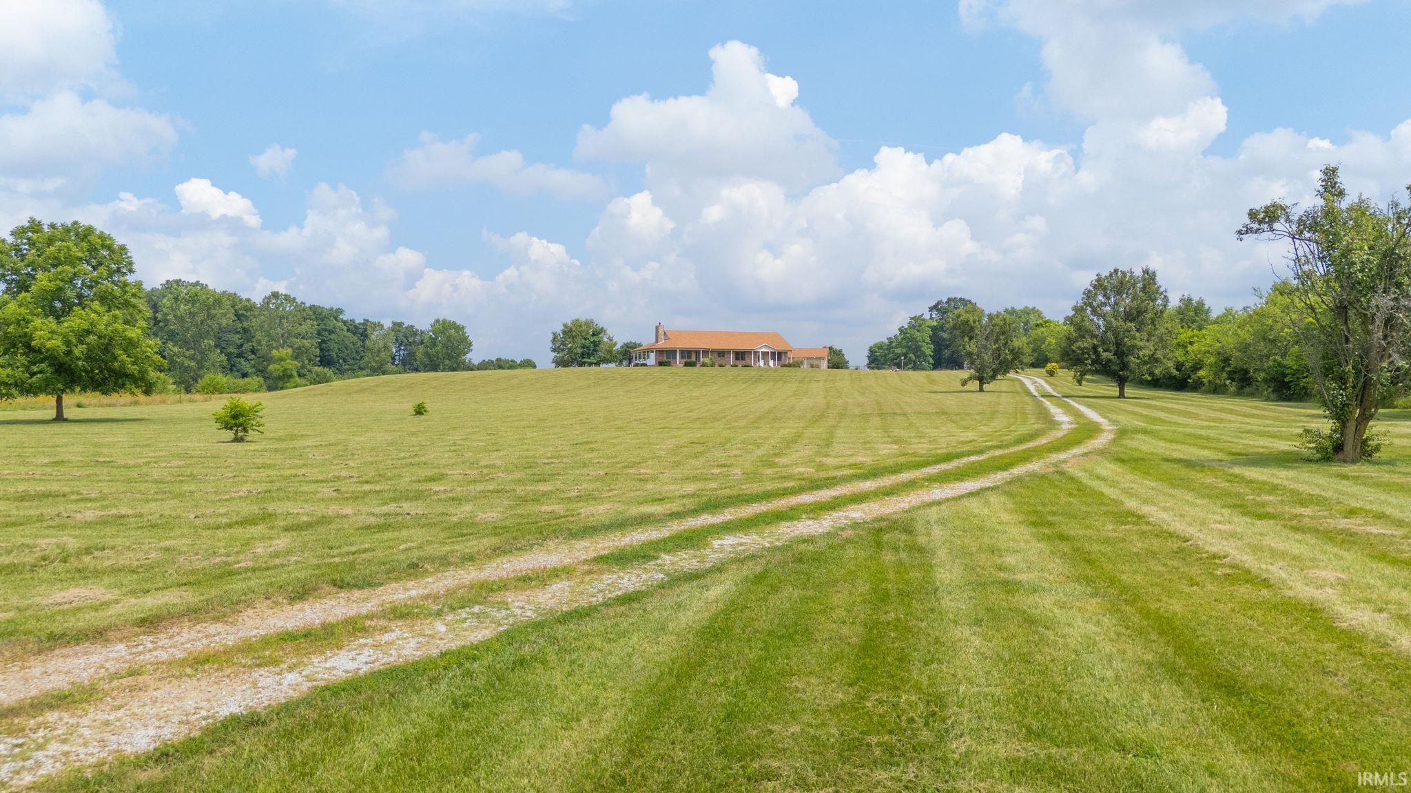 Homes for sale in New Castle, IN | 3390 W County Road 100, New Castle, IN 47362 | MLS# 202528642