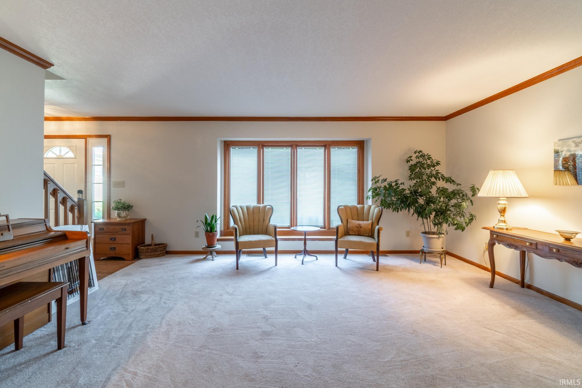 Photo 8 of 9729 White Hill Court