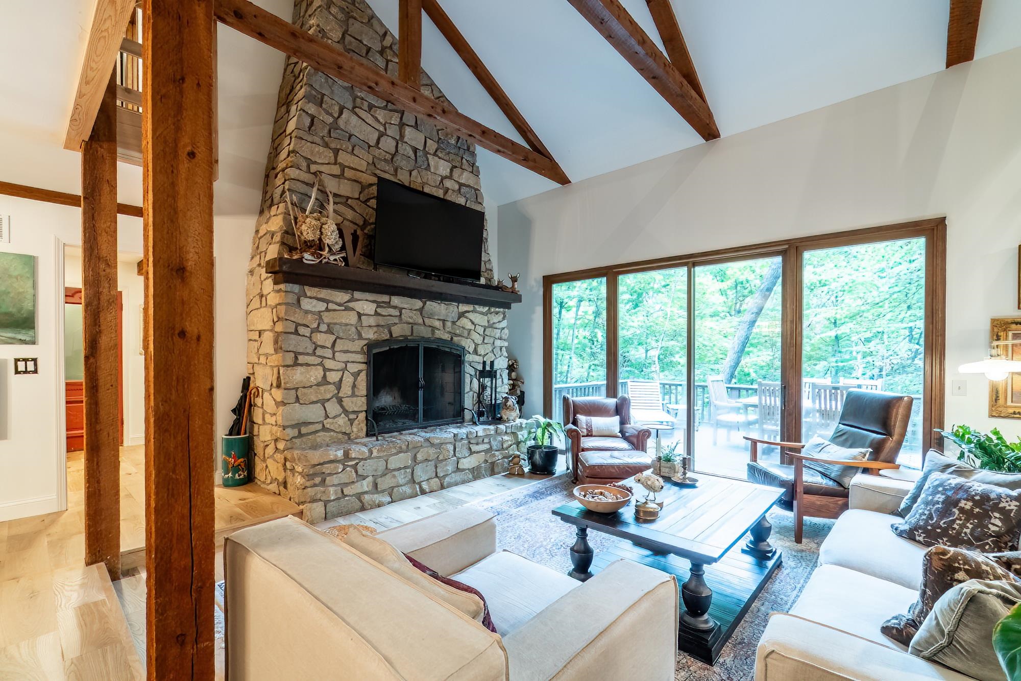 Photo 9 of 15520 Woodbrook Trail