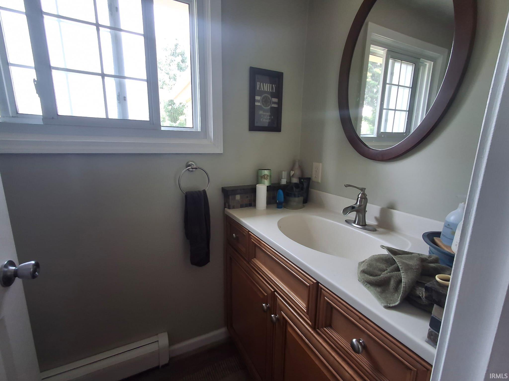 Homes for sale in South Bend, IN | 5625 Raleigh Dr, South Bend, IN 46614 | MLS# 202528873