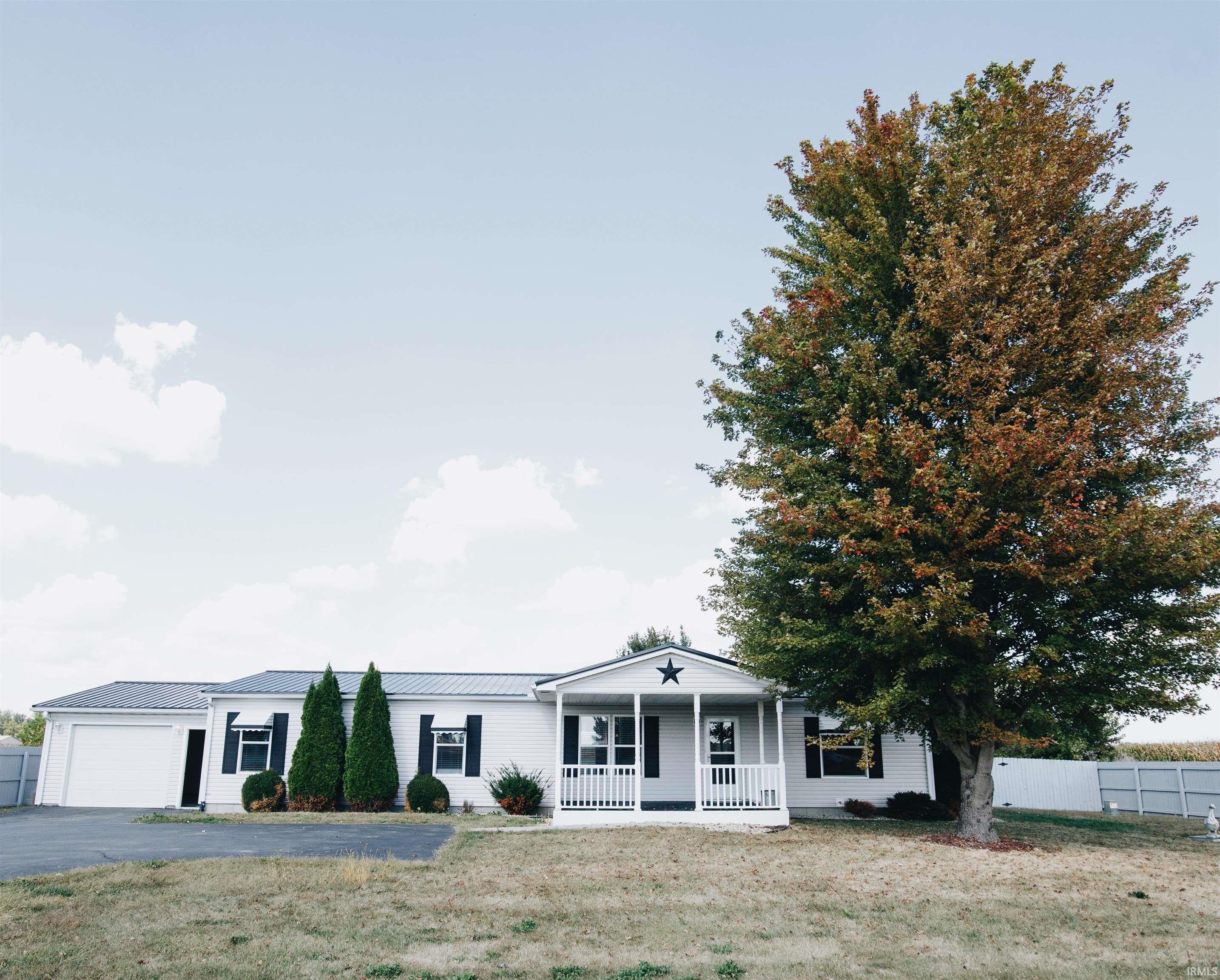 Homes for sale in Russiaville, IN | 4708 W 400 South, Russiaville, IN 46979 | MLS# 202528957