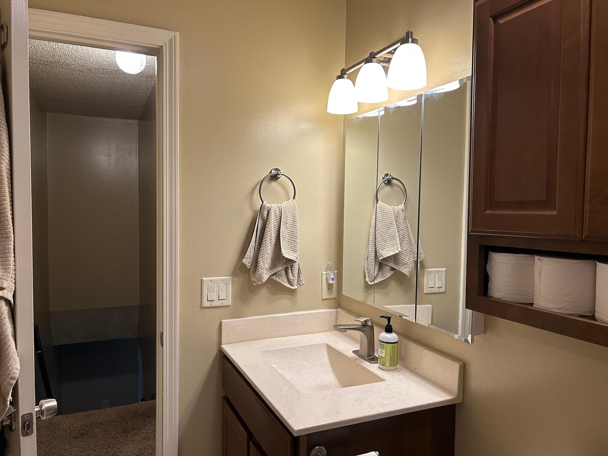Photo 27 of 15003 Hedgebrook Drive