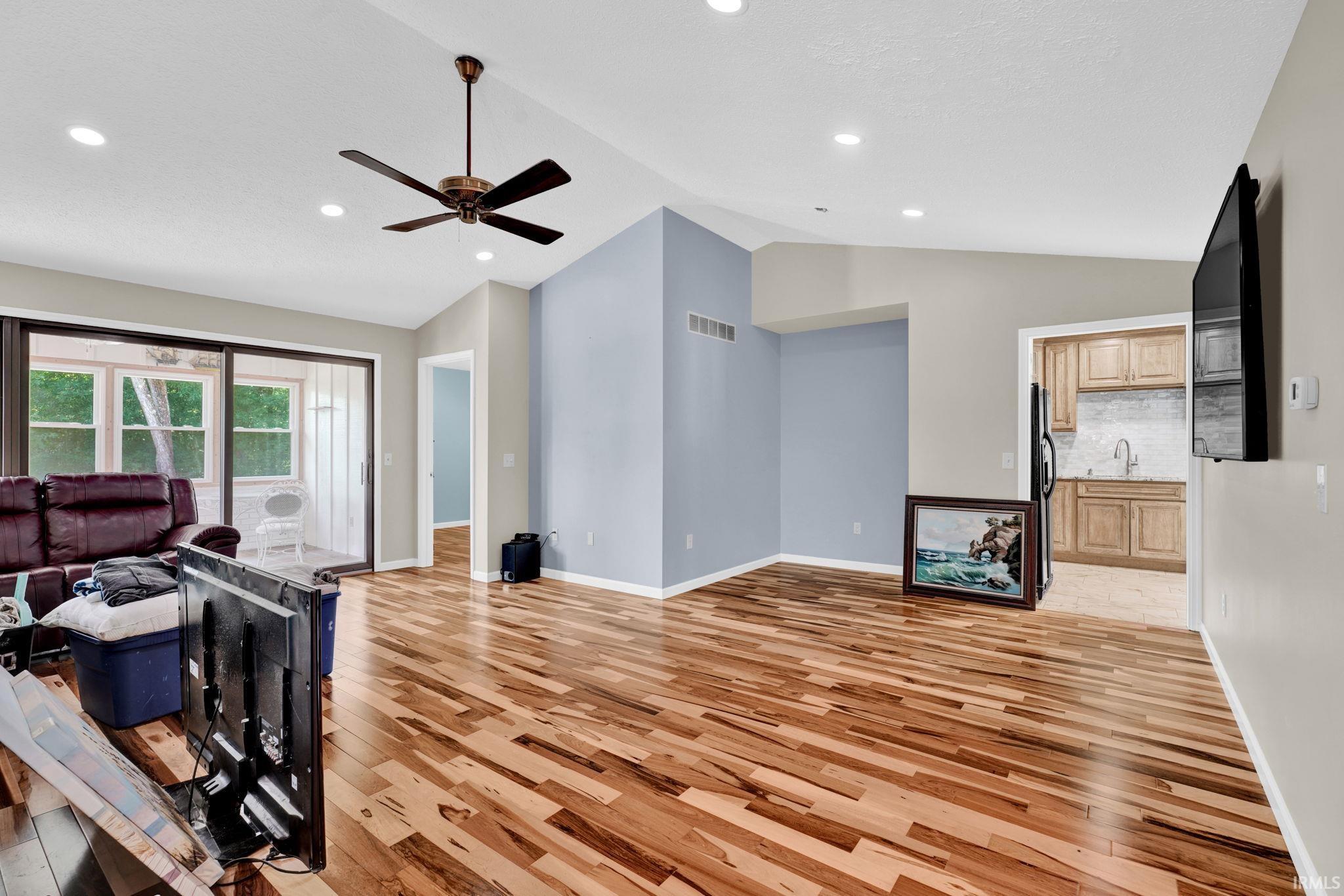 Homes for sale in Bedford, IN | 500 Greentree Dr #11, Bedford, IN 47421 | MLS# 202529048