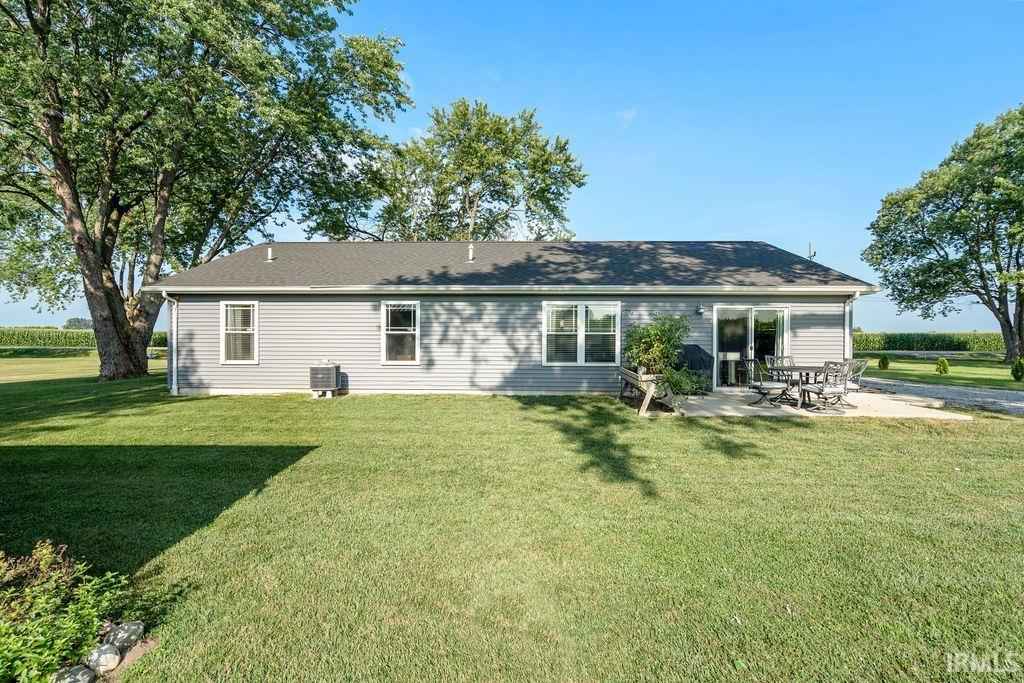 Photo 20 of 4643 N St Rd 13