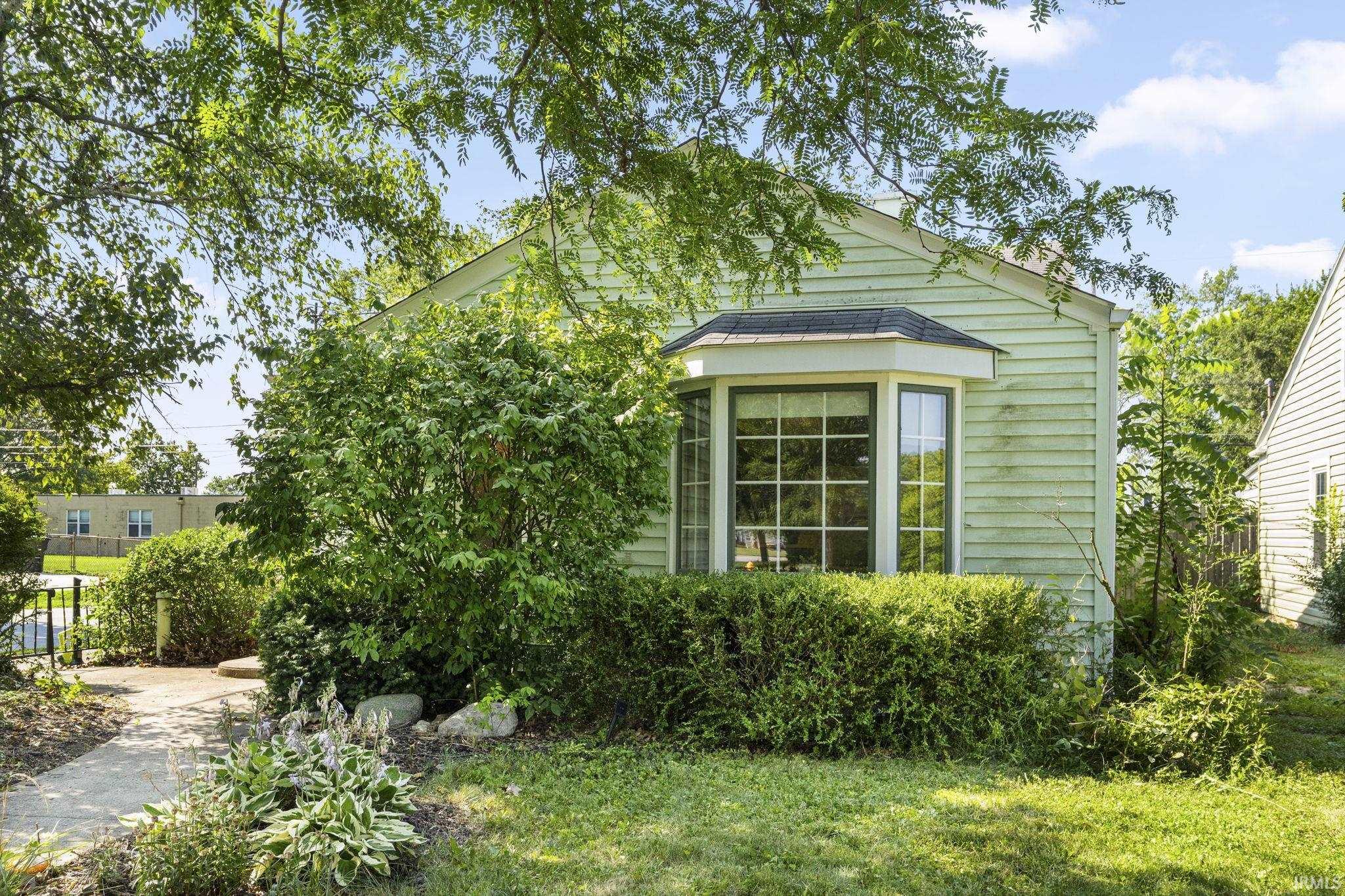 Photo 1 of 2736 Dodge Avenue