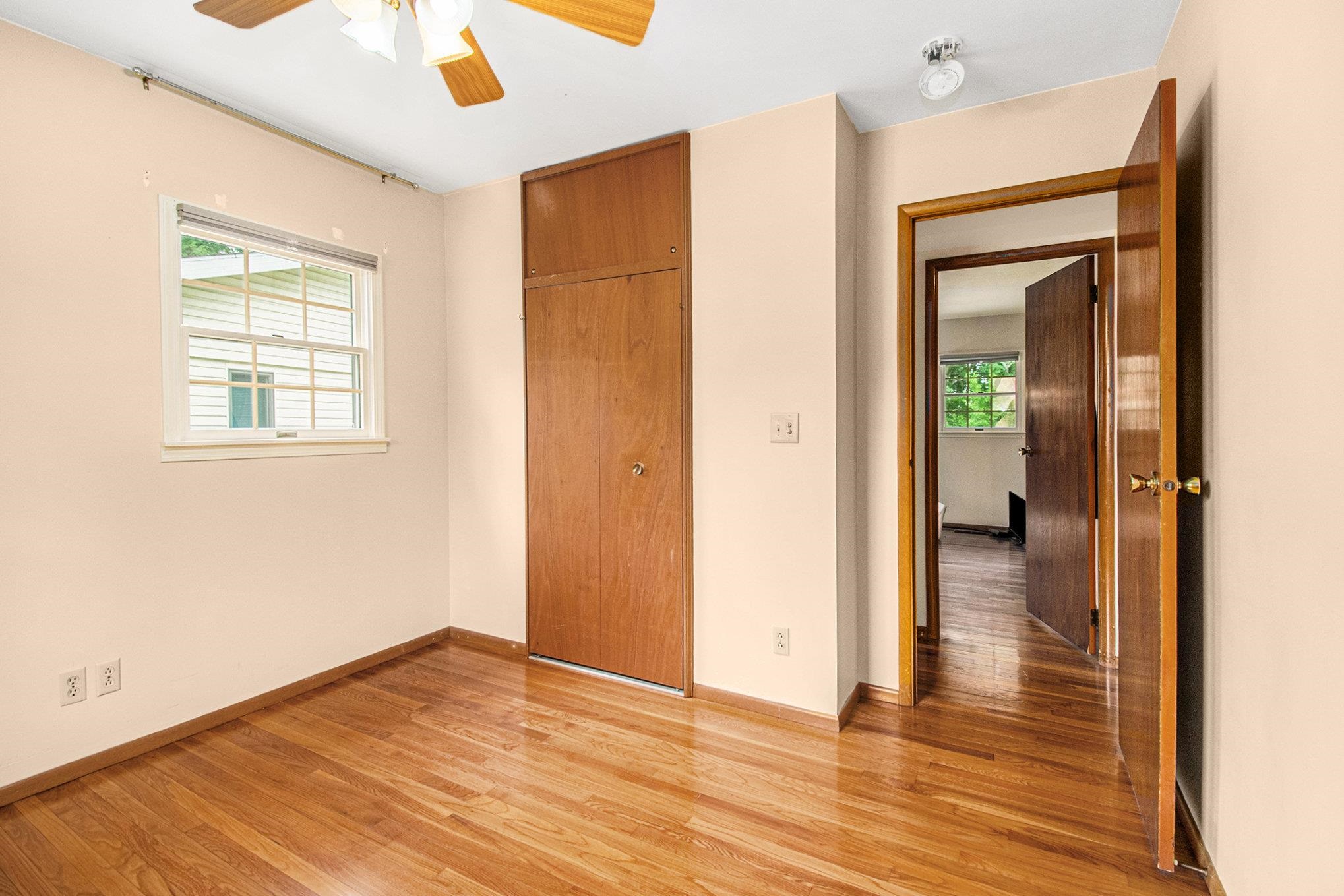 Photo 16 of 813 N Johnson Street