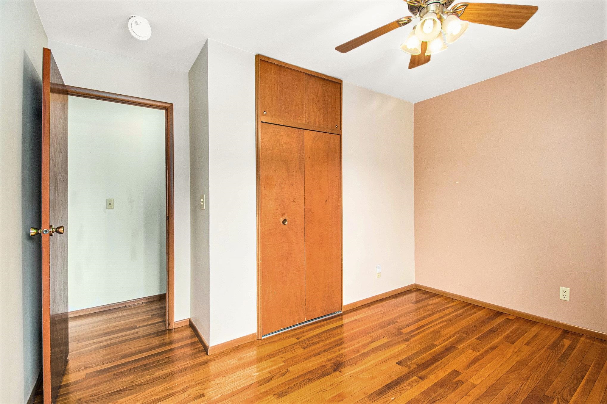 Photo 18 of 813 N Johnson Street