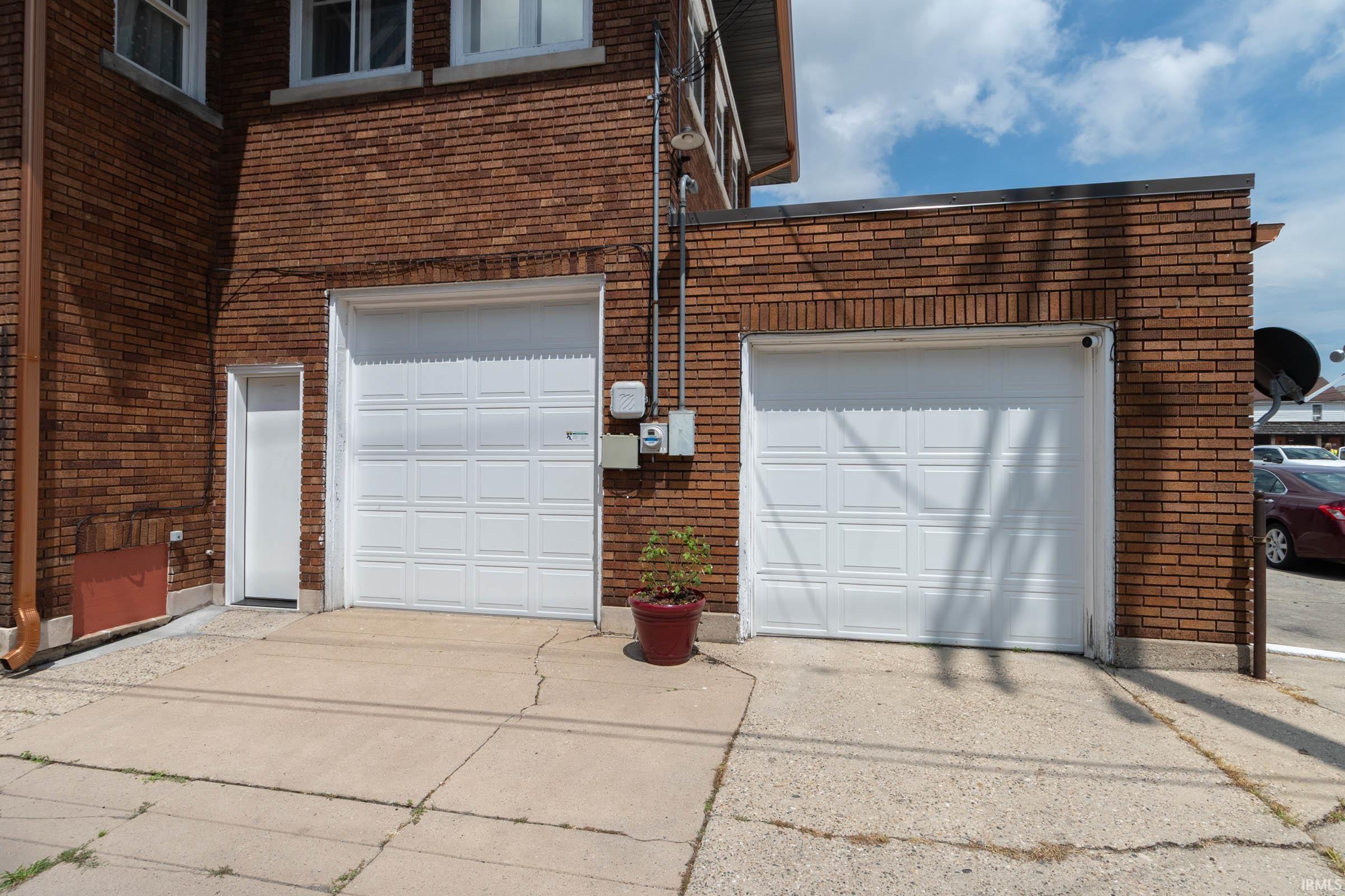 Photo 27 of 315 W Lexington Avenue