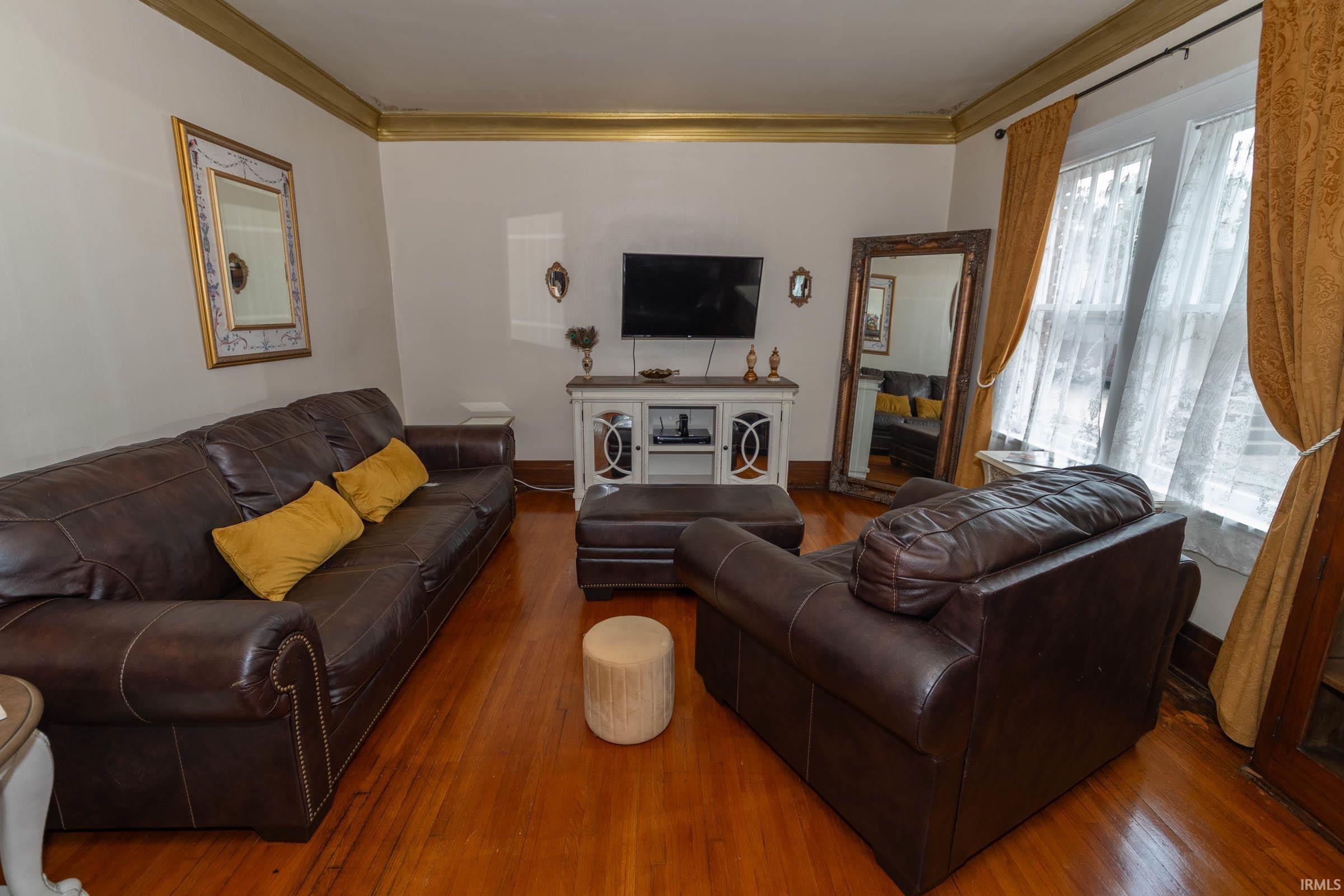 Photo 8 of 315 W Lexington Avenue