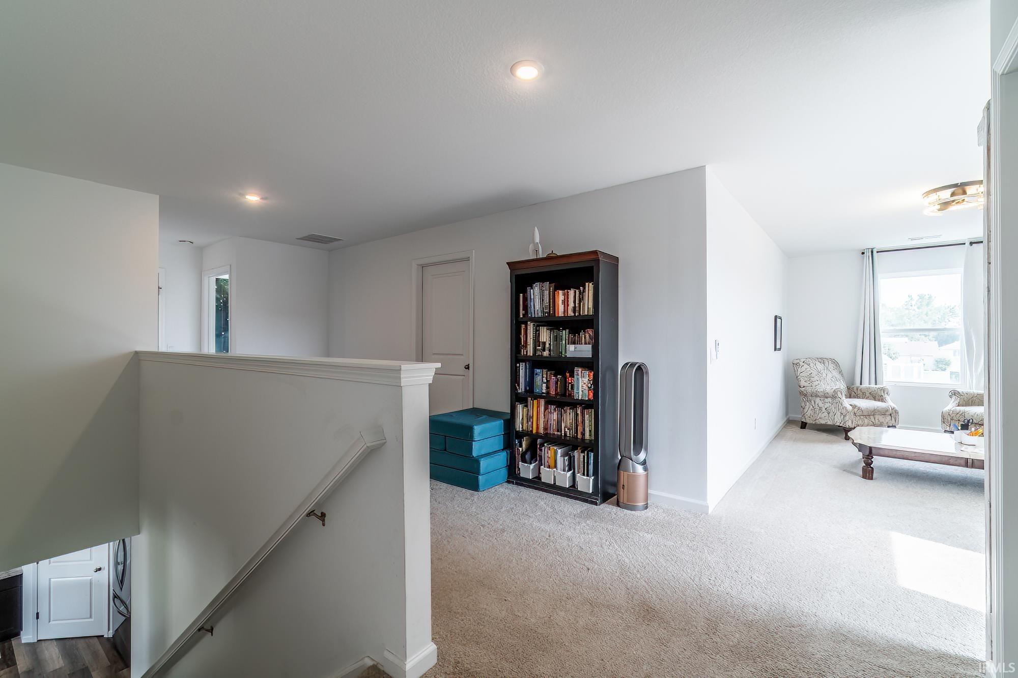 Photo 17 of 483 Brittania Drive