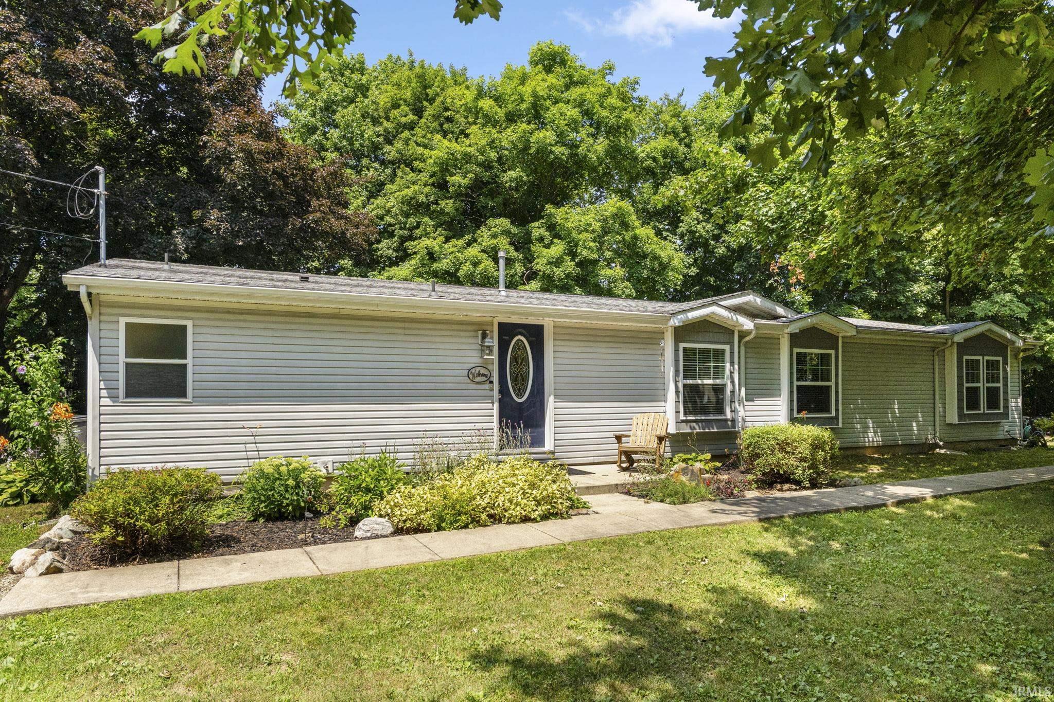 Homes for sale in Bristol, IN | 634 E Elkhart St, Bristol, IN 46507 | MLS# 202529224