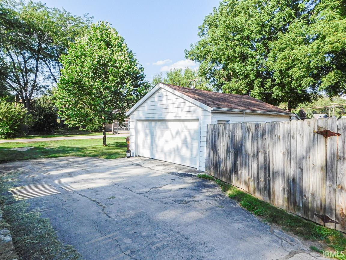 Photo 3 of 217 E Central Avenue