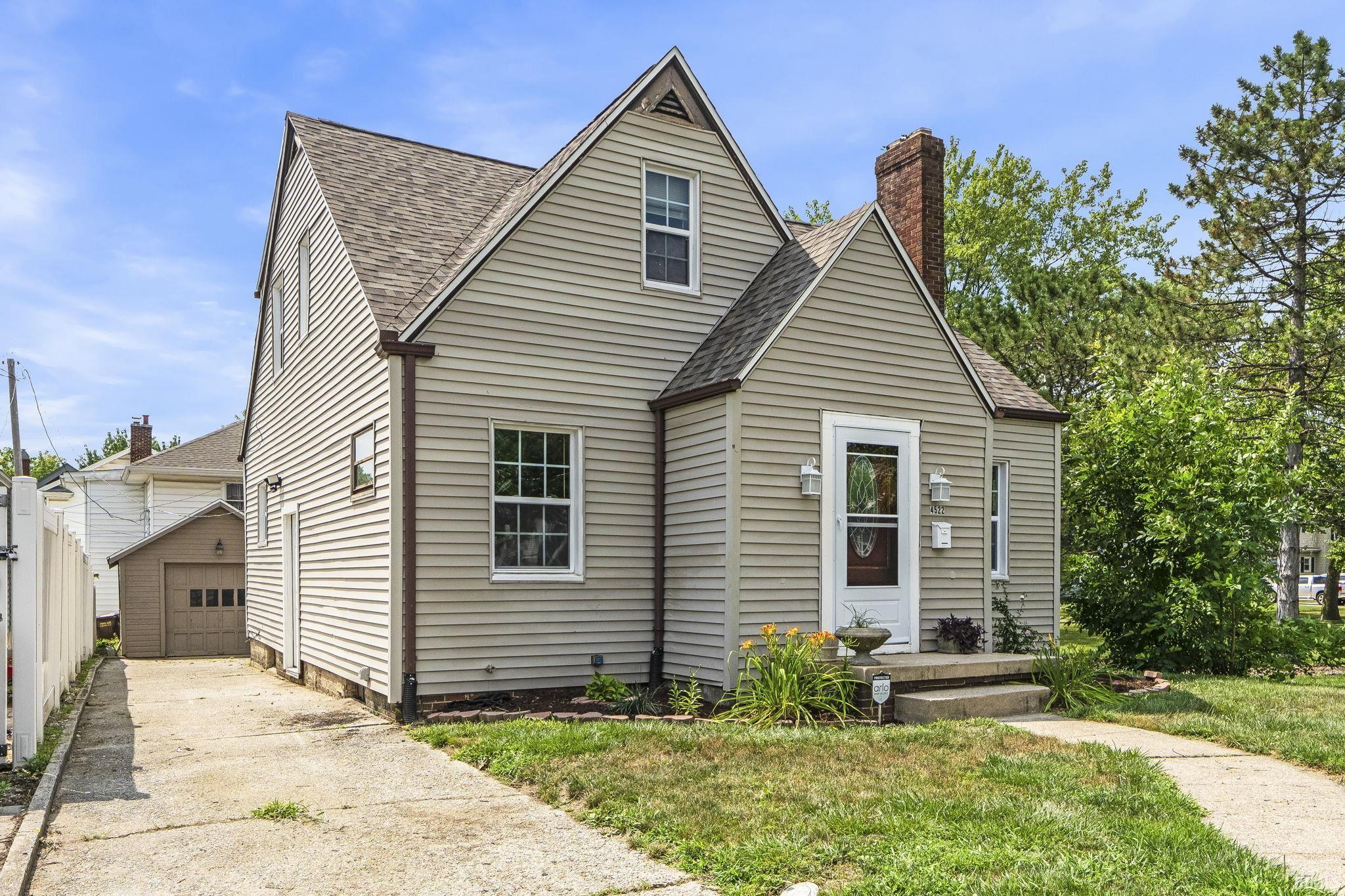 Photo 1 of 4522 S Calhoun Street