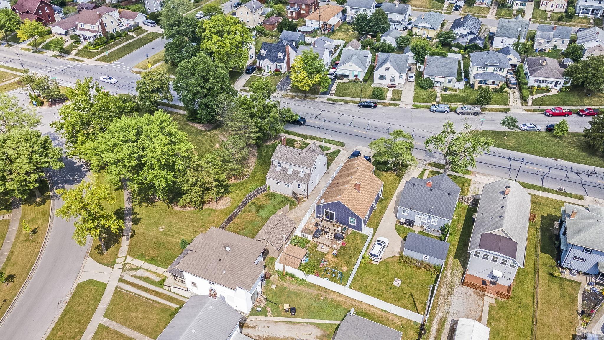 Photo 2 of 4522 S Calhoun Street