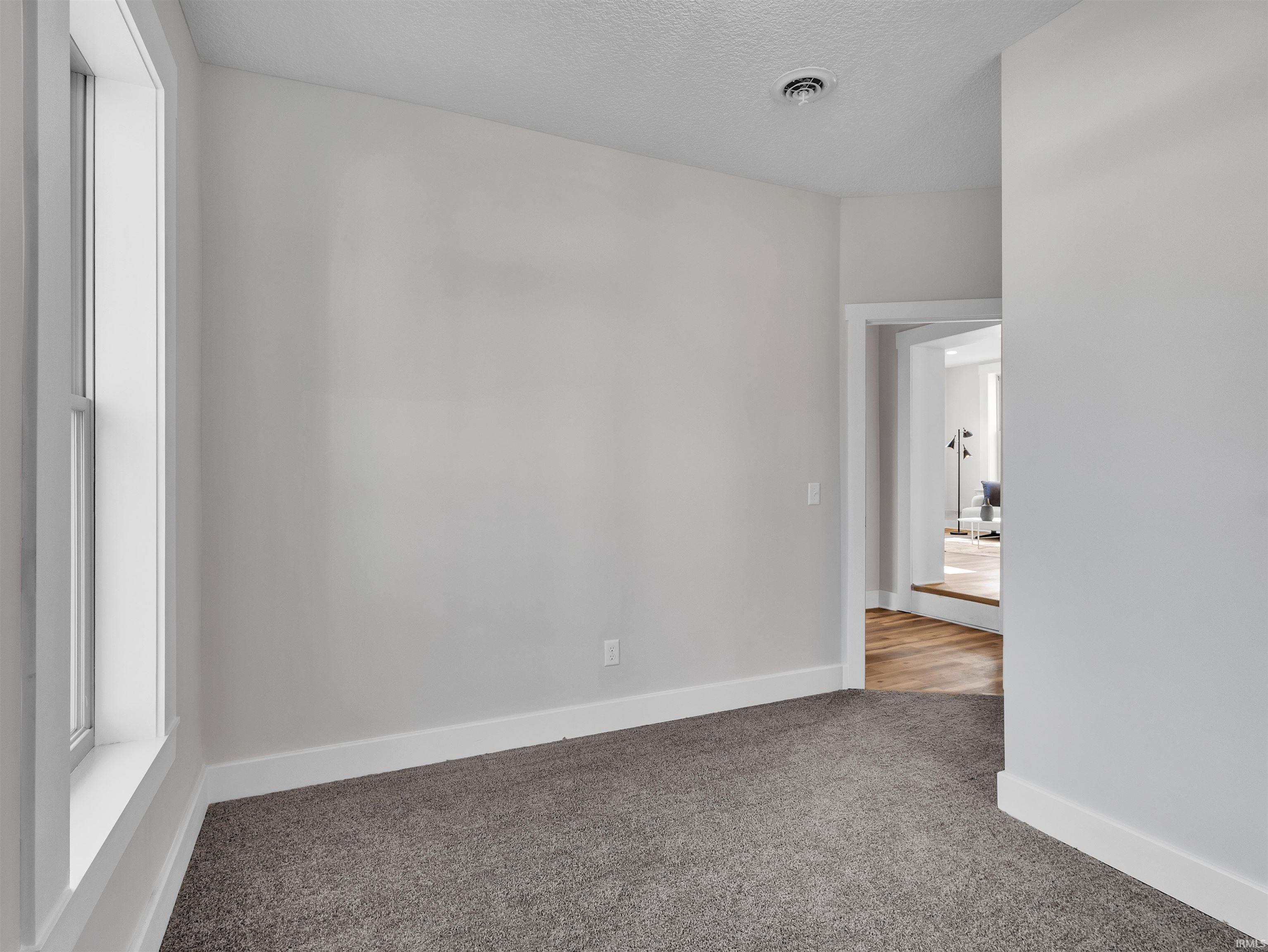 Photo 10 of 439 E Wayne Street
