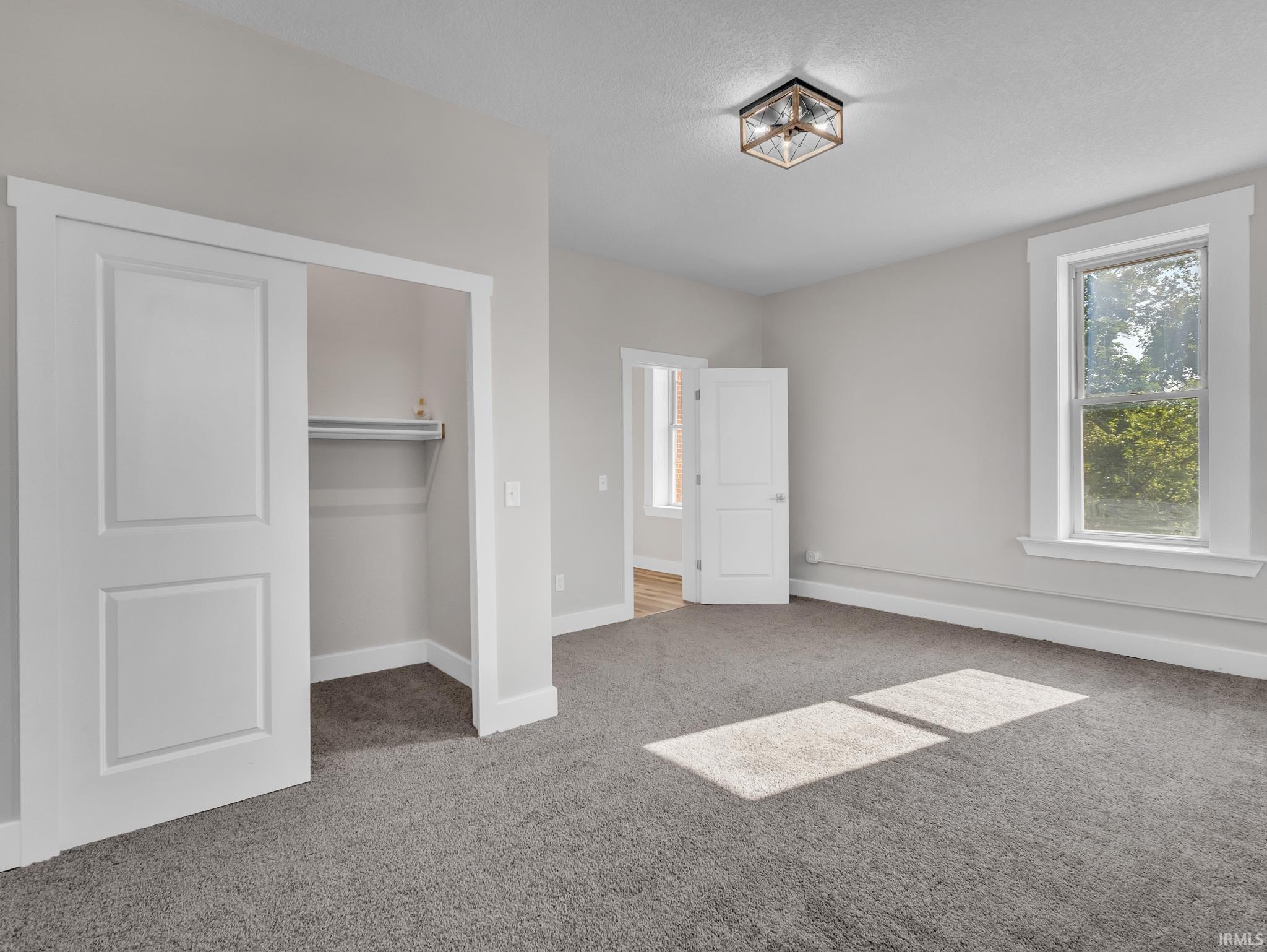Photo 15 of 439 E Wayne Street