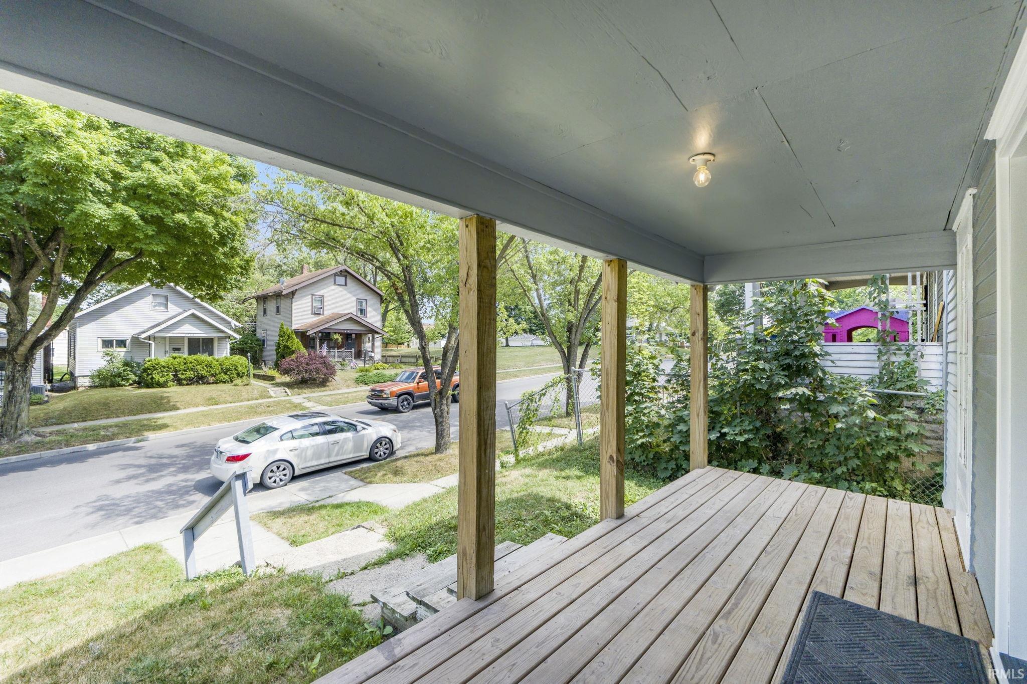 Photo 3 of 2431 Saint Marys Avenue