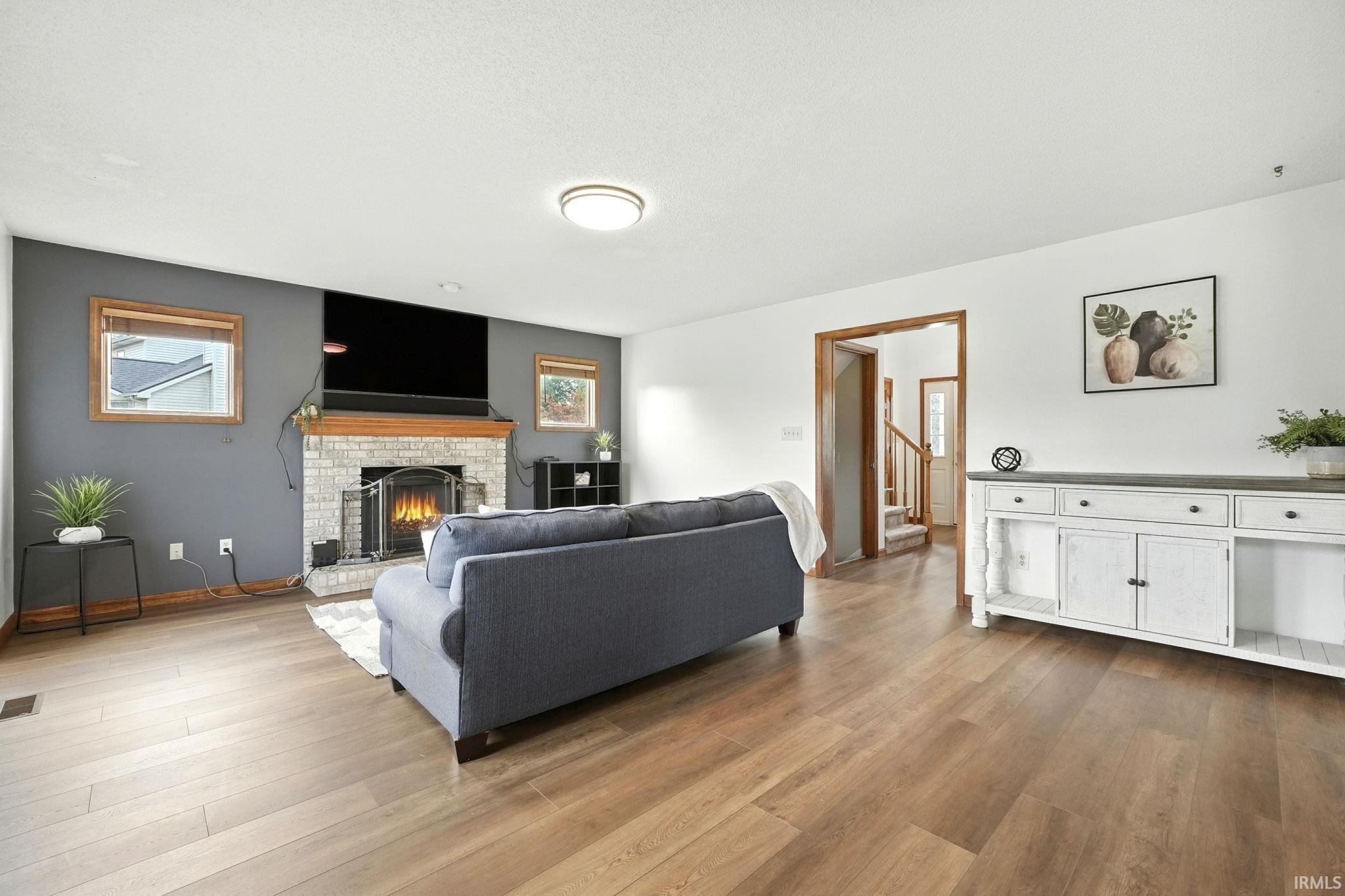 Photo 3 of 10832 Lone Eagle Way