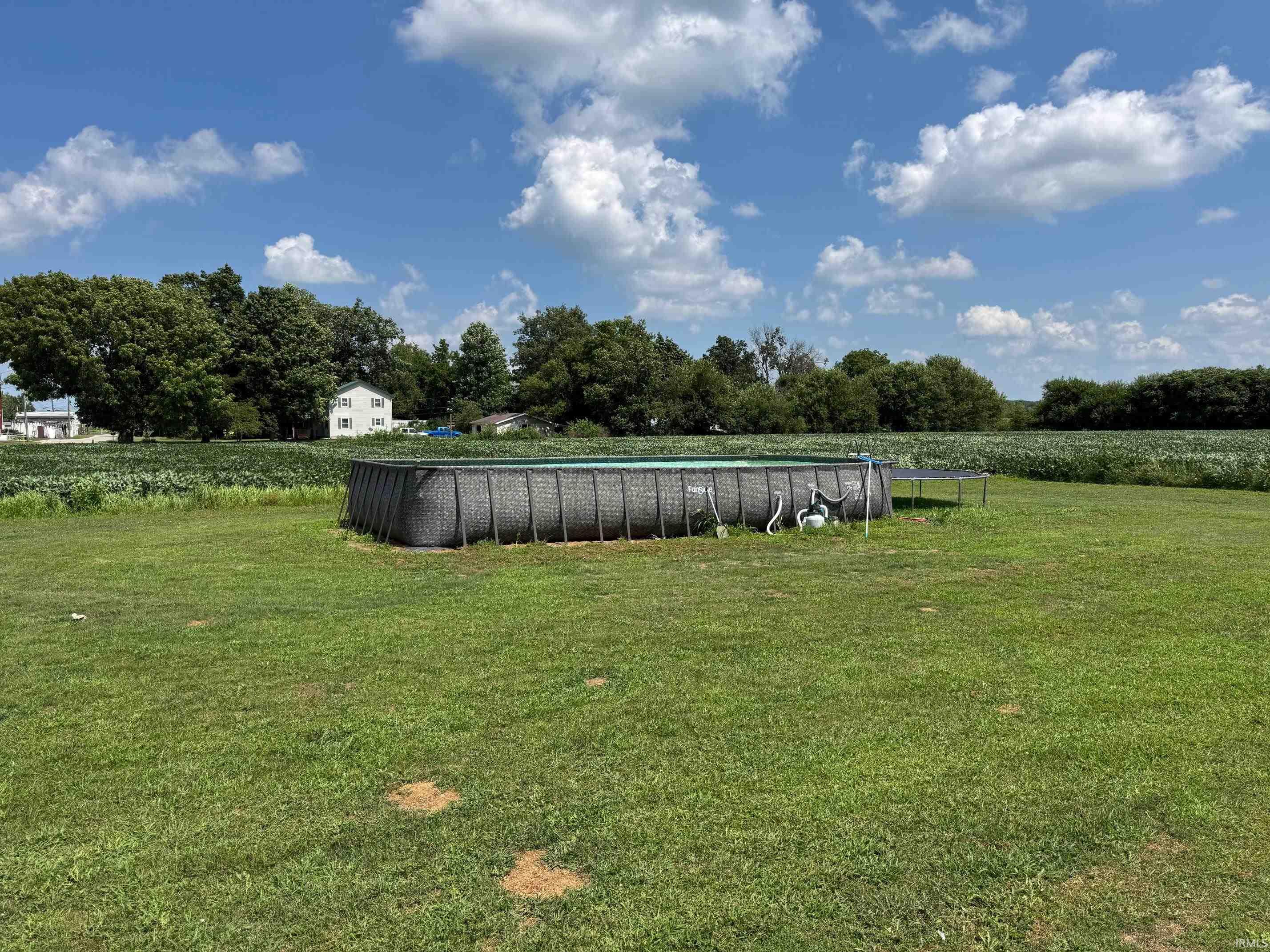 Homes for sale in Rochester, IN | 163 S 650 East, Rochester, IN 46975 | MLS# 202529292