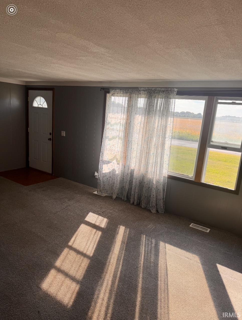 Homes for sale in Rochester, IN | 163 S 650 East, Rochester, IN 46975 | MLS# 202529292