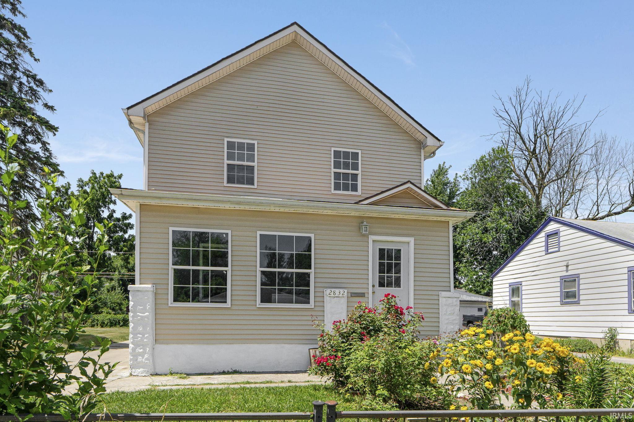 Photo 1 of 2832 Abbott Street
